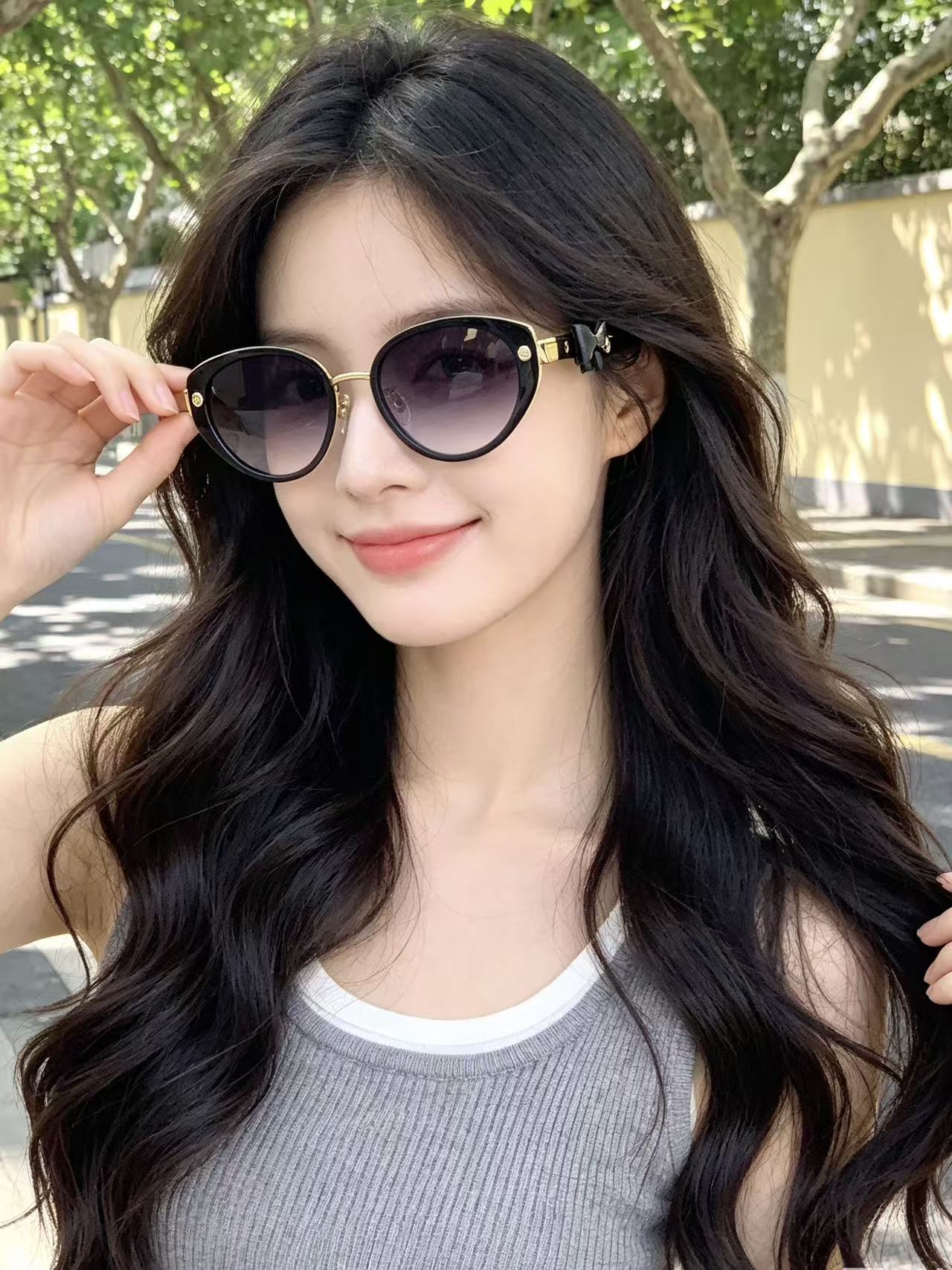 CHANEL Sunglasses