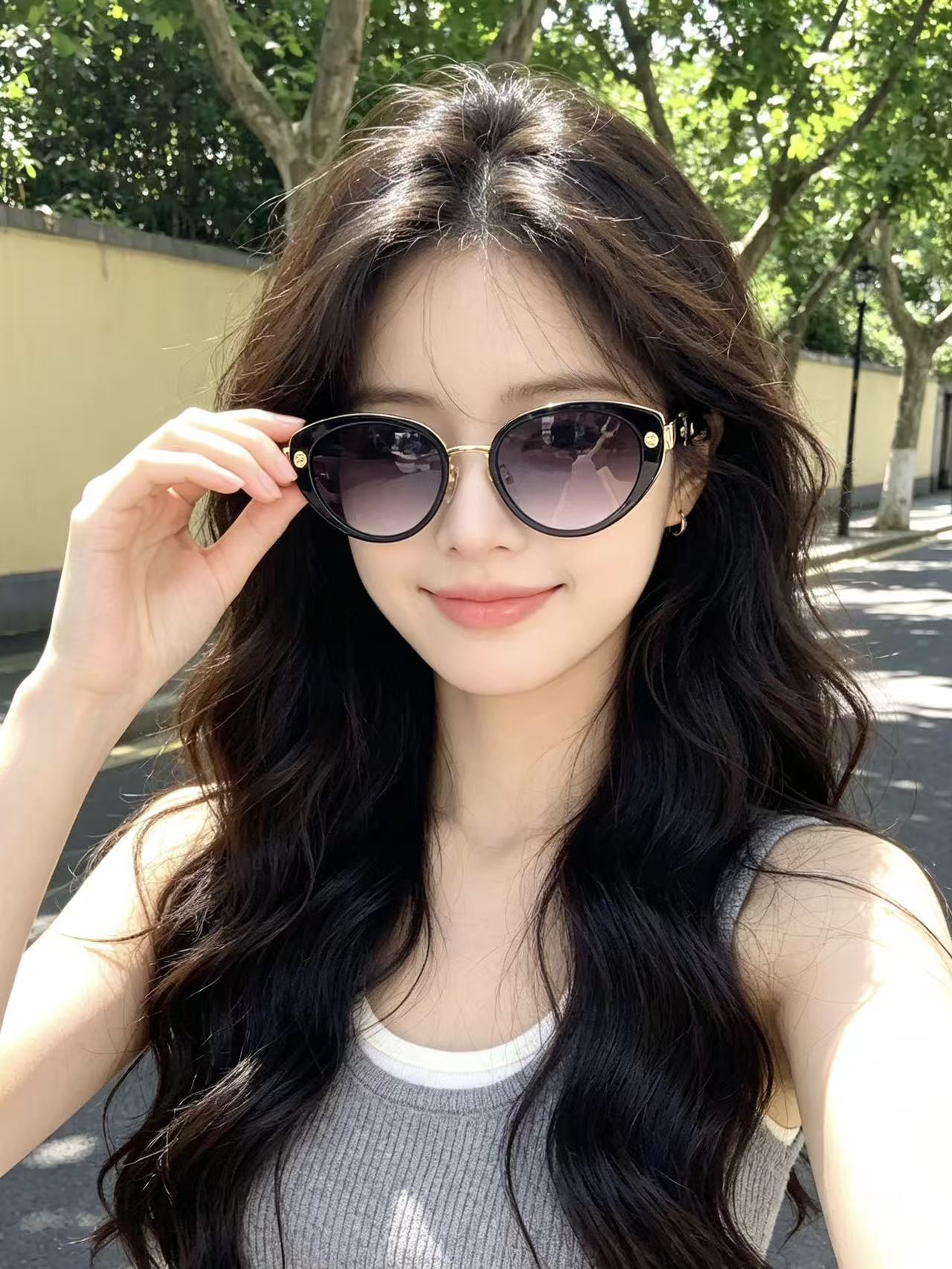 CHANEL Sunglasses