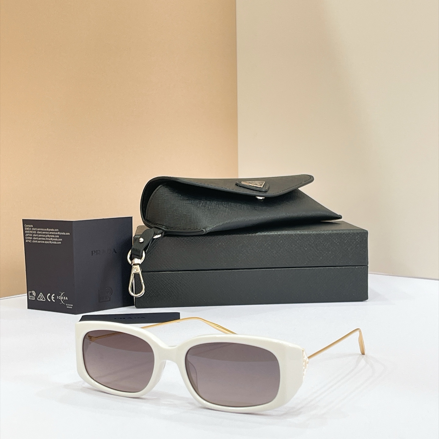 Prada X Gentle Monste*✨✨✨MODEL：PR D65S✨✨✨SIZE：54口18-145✨✨✨ 
