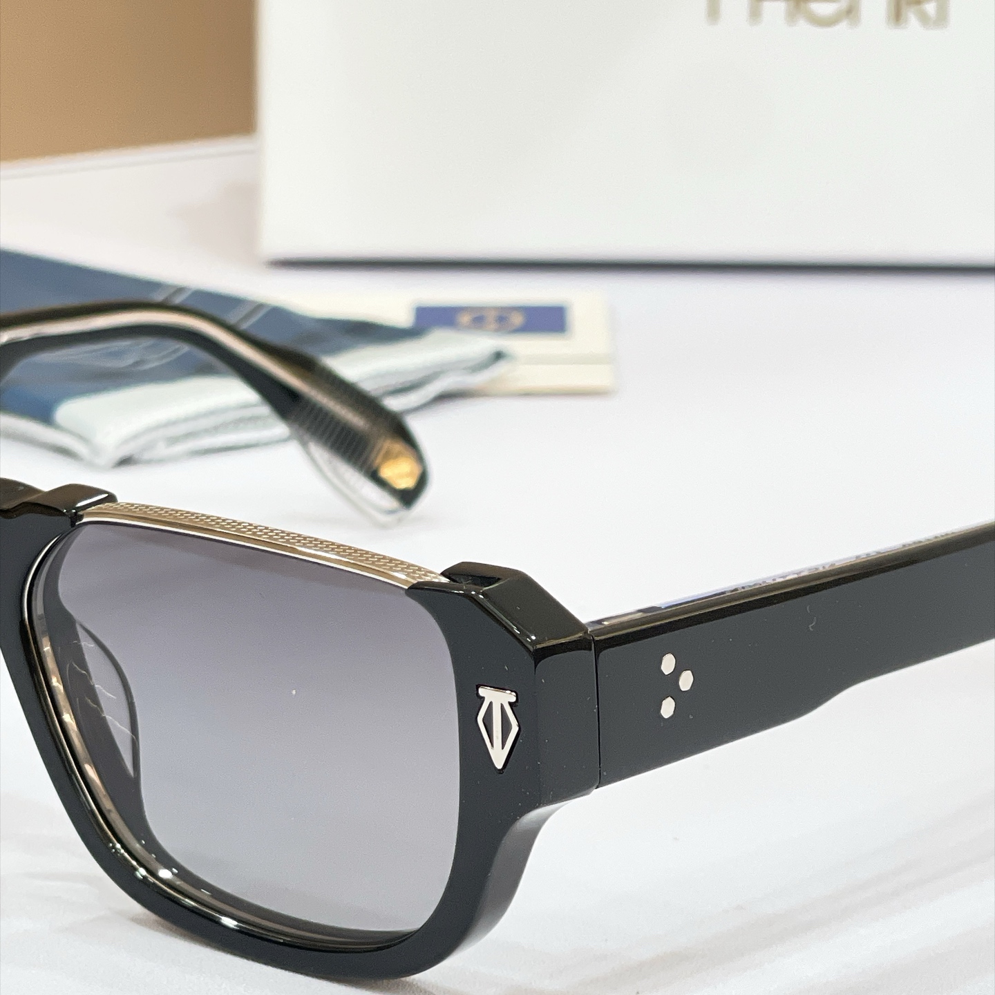 THENRI🪅🪅🪅MODEL: NETTUNO🪅🪅🪅SIZE:54口18-145🪅🪅🪅配送盒子～～