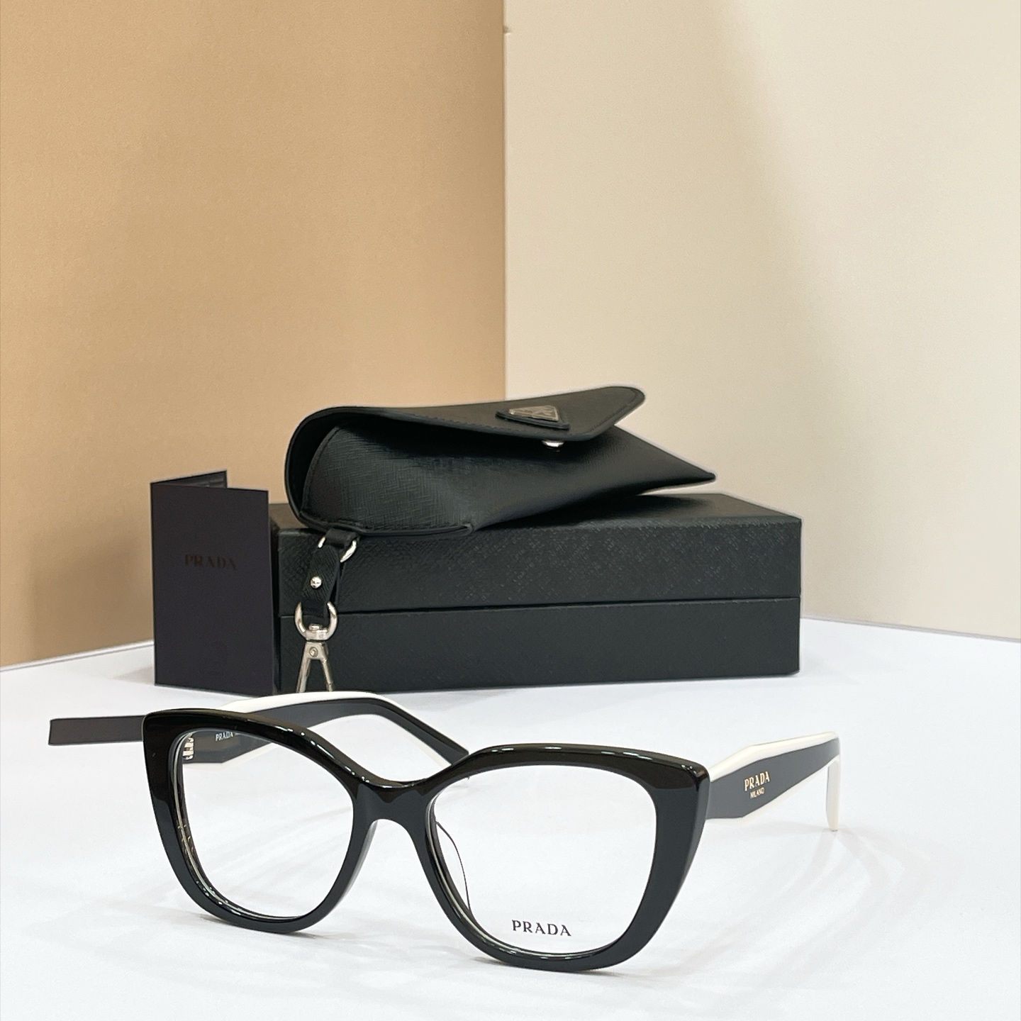 PRAD*✨✨✨MODEL：PR B04V✨✨✨SIZE：54口16-145✨✨✨ 
