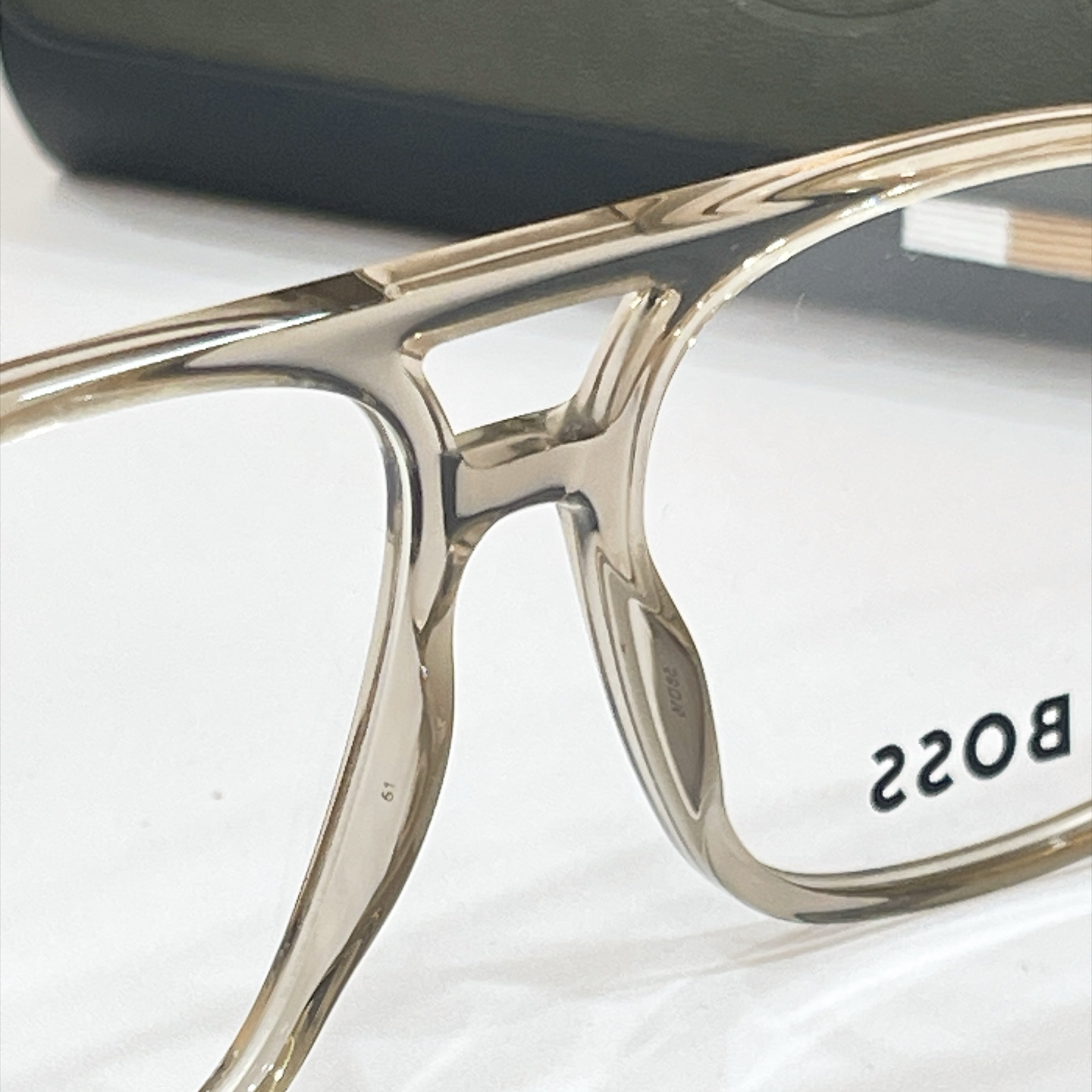 BOSS✨✨✨MODEL: Boss 1899✨✨✨SIZE：145✨✨✨原装货品～～