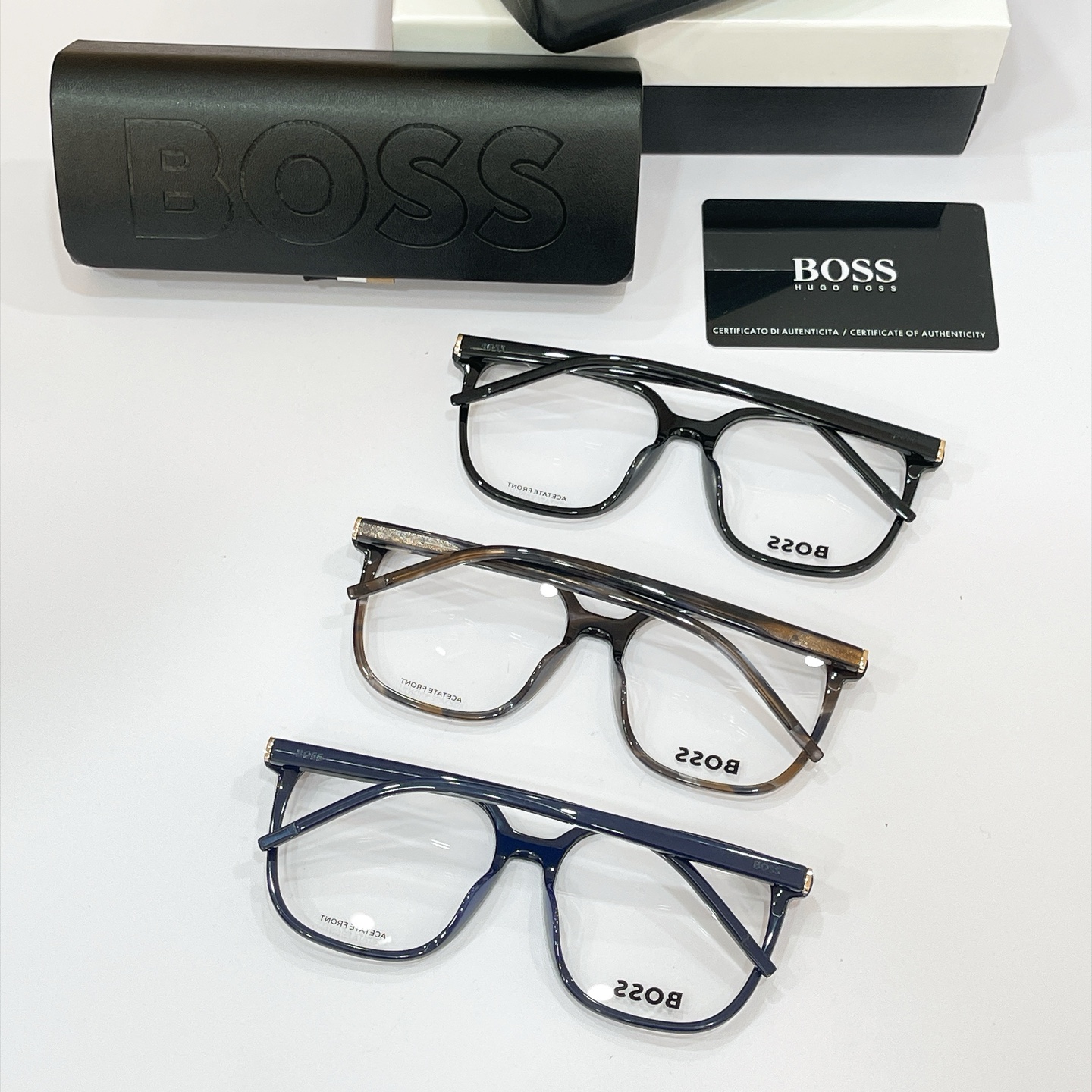 BOSS✨✨✨MODEL: Boss 2018✨✨✨SIZE：140✨✨原装货品～～