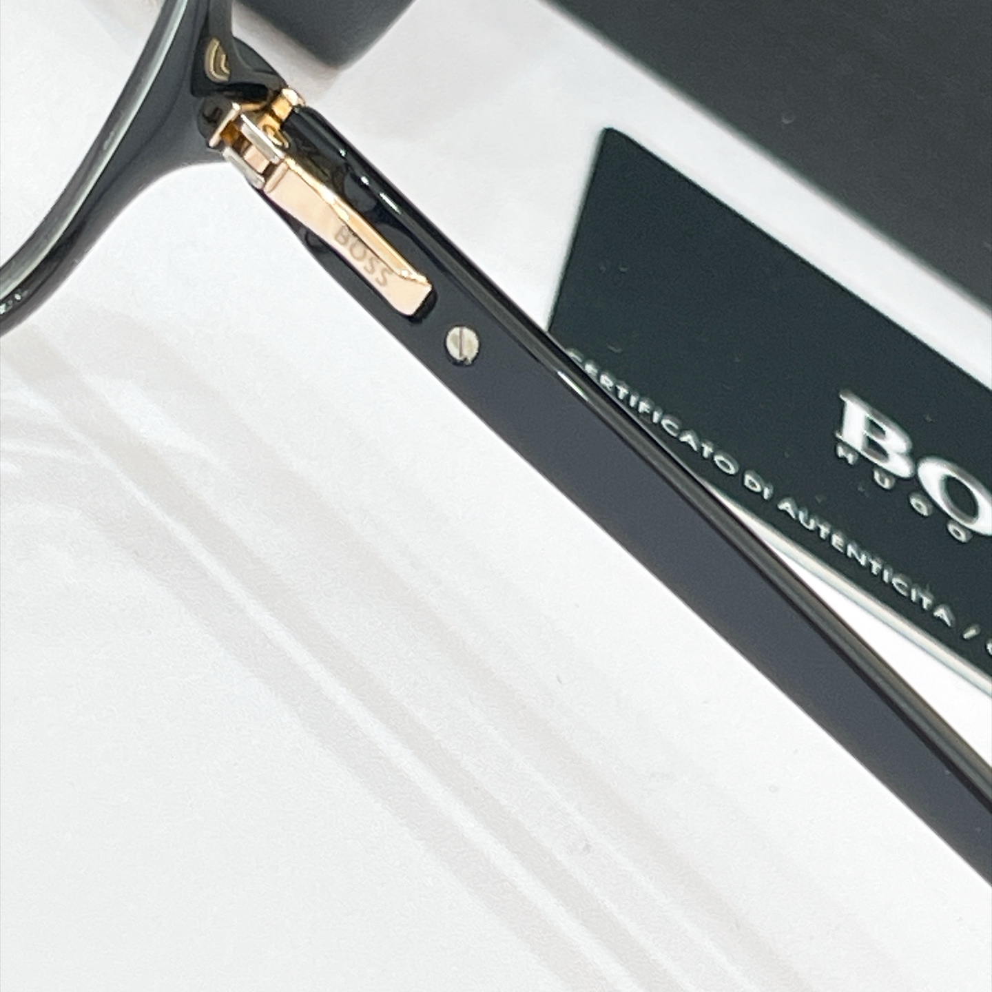 BOSS✨✨✨MODEL: Boss 2019✨✨✨SIZE：140✨✨✨原装货品～～