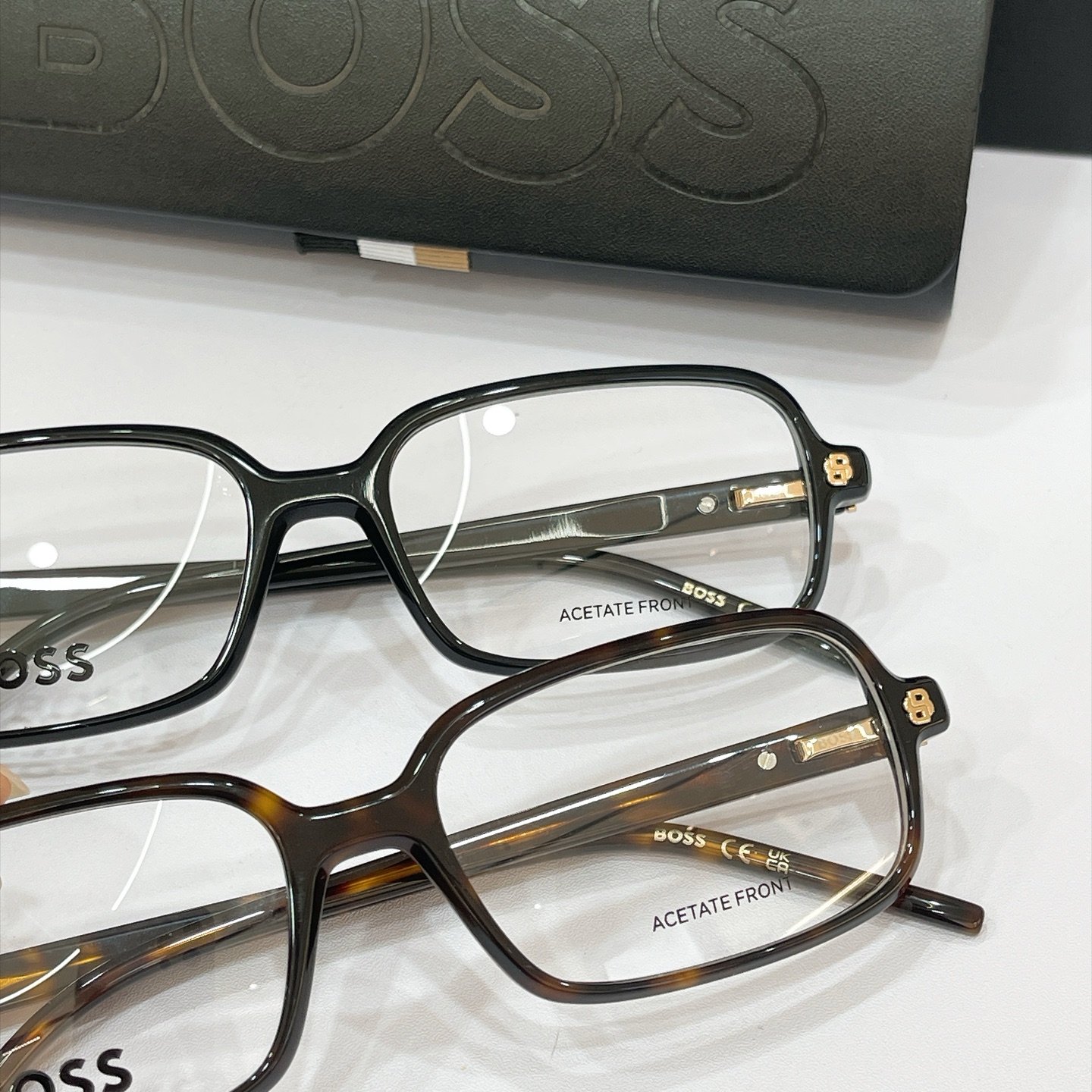 BOSS✨✨✨MODEL: Boss 2019✨✨✨SIZE：140✨✨✨原装货品～～