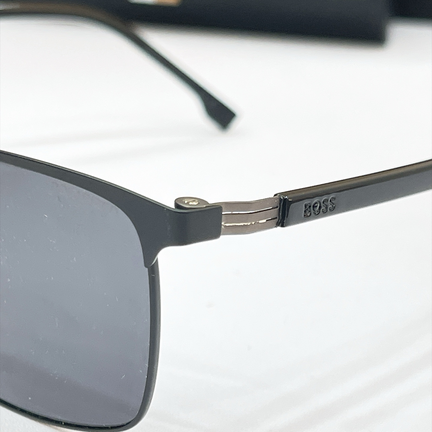 BOSS✨✨✨MODEL: Boss 1635✨✨✨SIZE：150✨✨✨原装货品～～