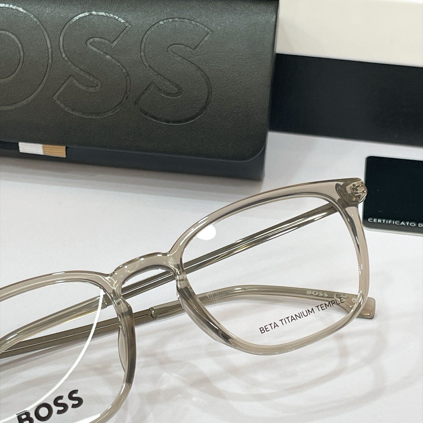 BOSS✨✨✨MODEL: Boss 1874✨✨✨SIZE：150✨✨✨钛～～原装货品～～