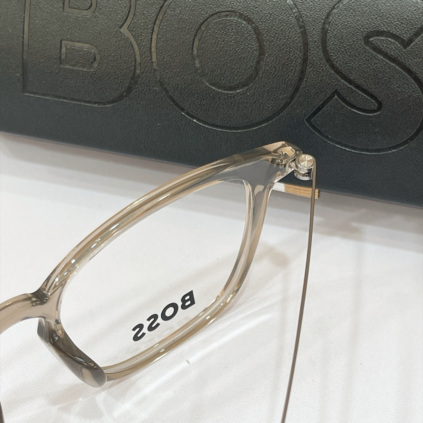 BOSS✨✨✨MODEL: Boss 1874✨✨✨SIZE：150✨✨✨钛～～原装货品～～