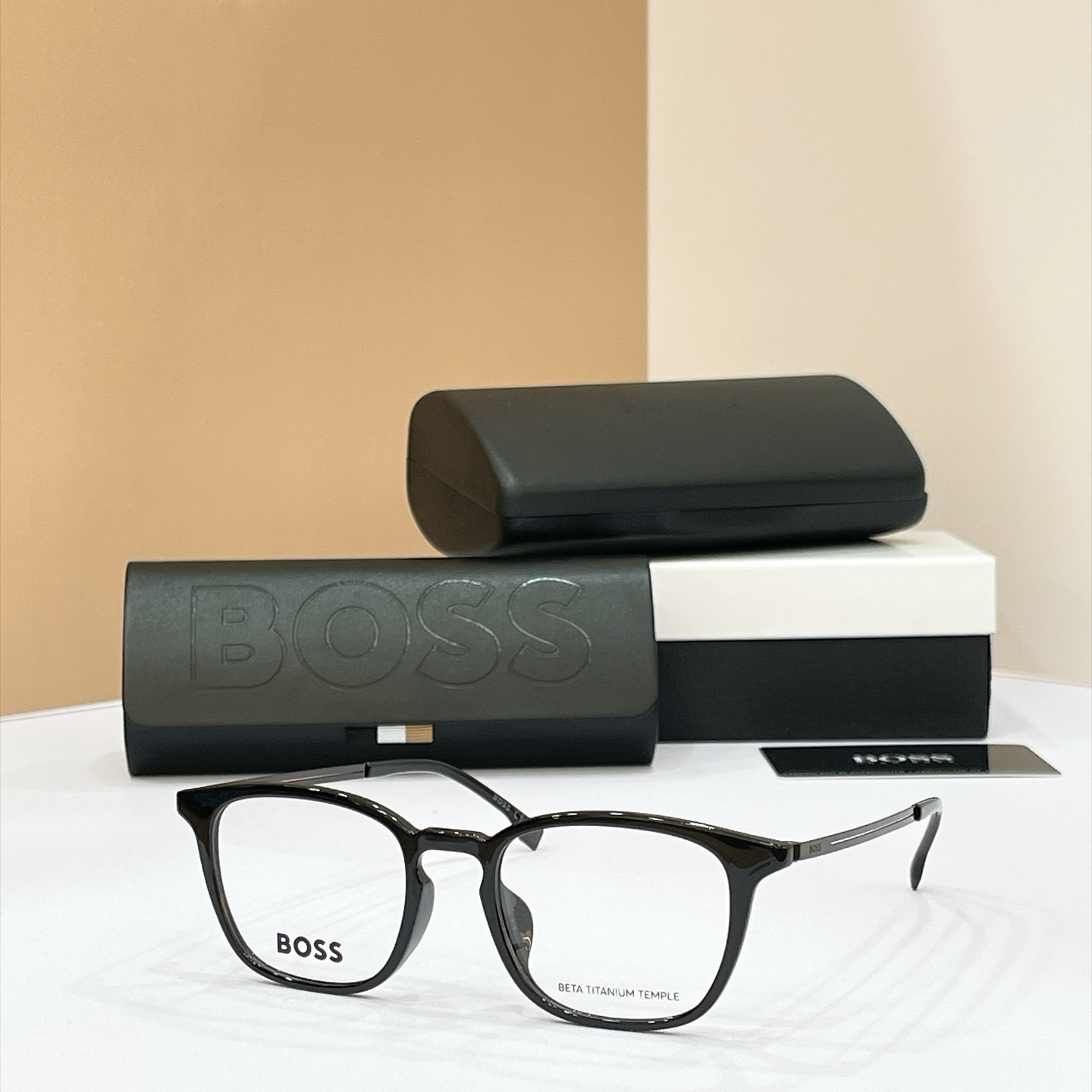 BOSS✨✨✨MODEL: Boss 1874✨✨✨SIZE：150✨✨✨钛～～原装货品～～