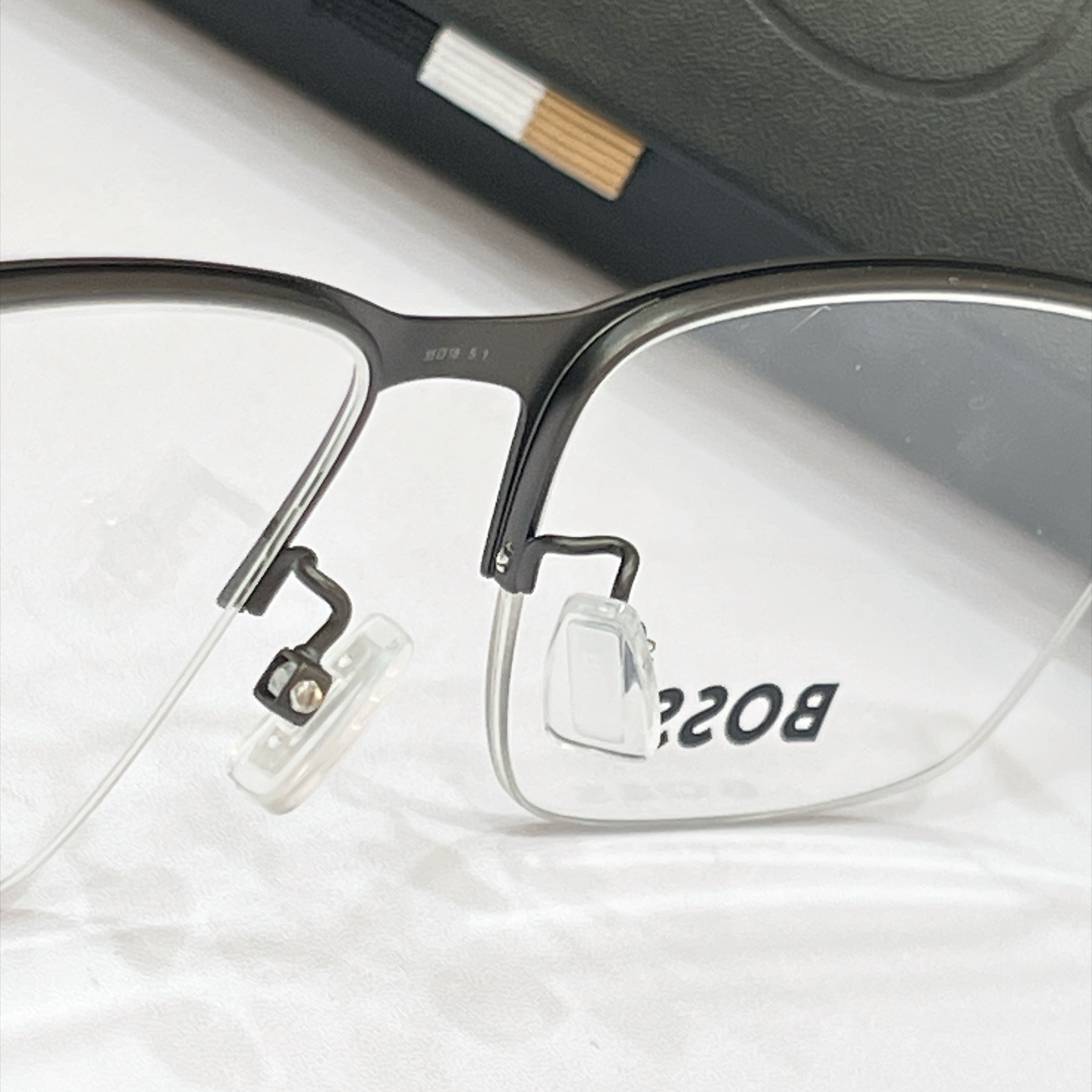 BOSS✨✨✨MODEL: Boss 1819✨✨✨SIZE：55口18-150✨✨✨钛～～原装货品～～