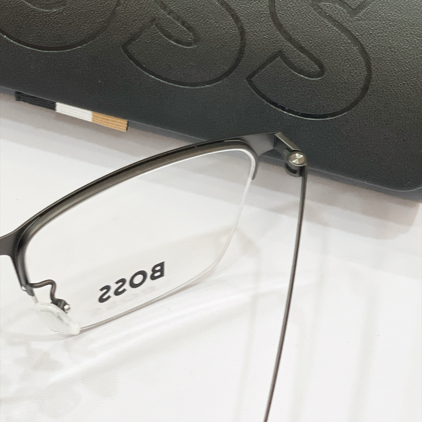 BOSS✨✨✨MODEL: Boss 1819✨✨✨SIZE：55口18-150✨✨✨钛～～原装货品～～