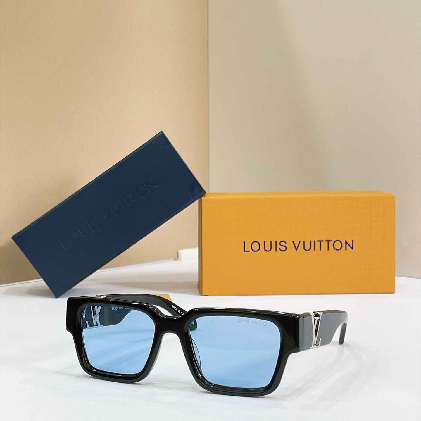 LOUIS VUITTO*✨✨✨MODEL：Z2178E✨✨✨ SIZE：55口20-145✨✨✨