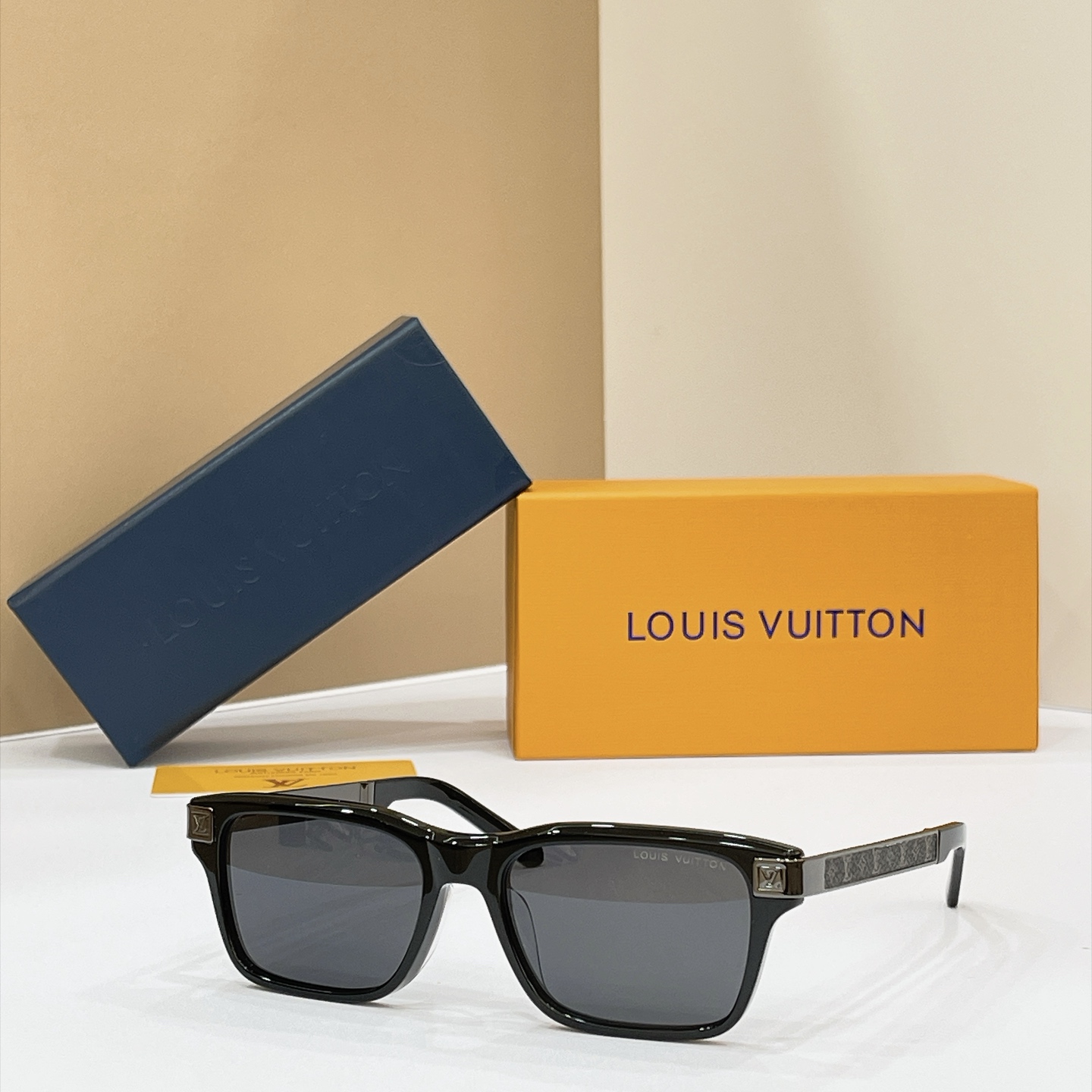 LOUIS VUITTO*✨✨✨MODEL：Z3259U Z3301U Z3302U Z3303U Z3304U Z33