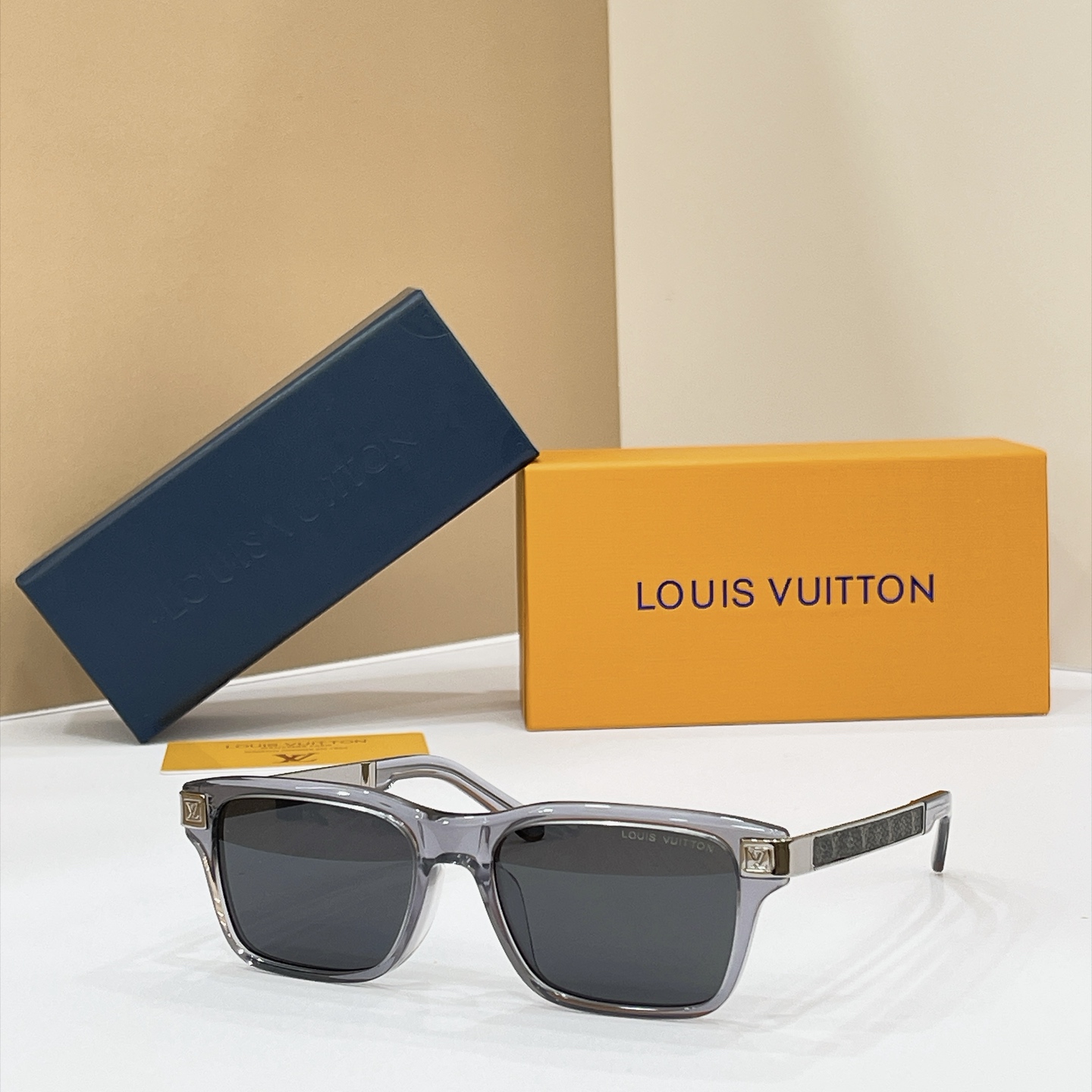 LOUIS VUITTO*✨✨✨MODEL：Z3259U Z3301U Z3302U Z3303U Z3304U Z33