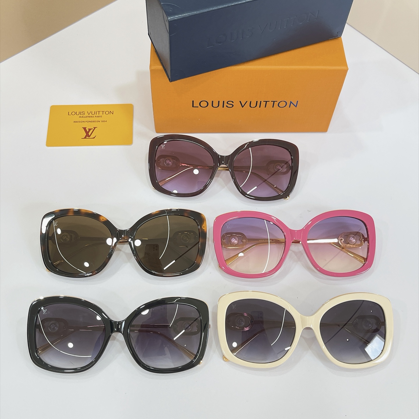 LOUIS VUITTO*✨✨✨MODEL：Z1932E✨✨✨ SIZE：58口18-145✨✨✨