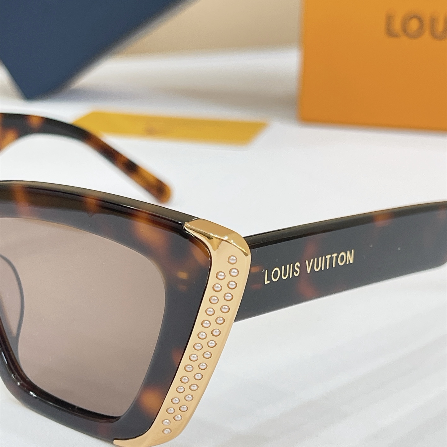 LOUIS VUITTO*✨✨✨MODEL：Z1655E✨✨✨ SIZE：53口17-148✨✨✨