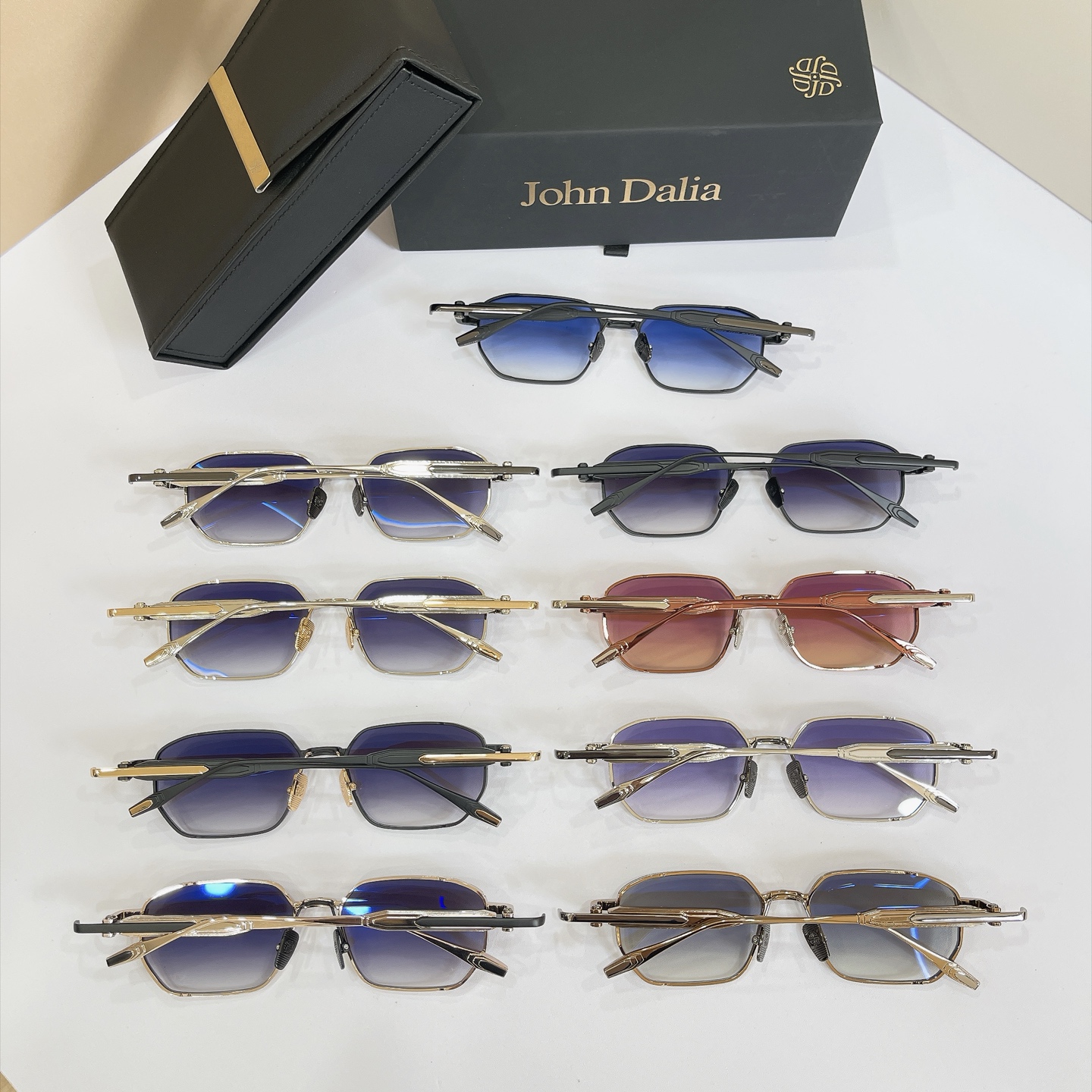 John Daila🌟🌟🌟MODEL:  MILES🌟🌟🌟SIZE: 53口18-145🌟🌟🌟配送盒子～～