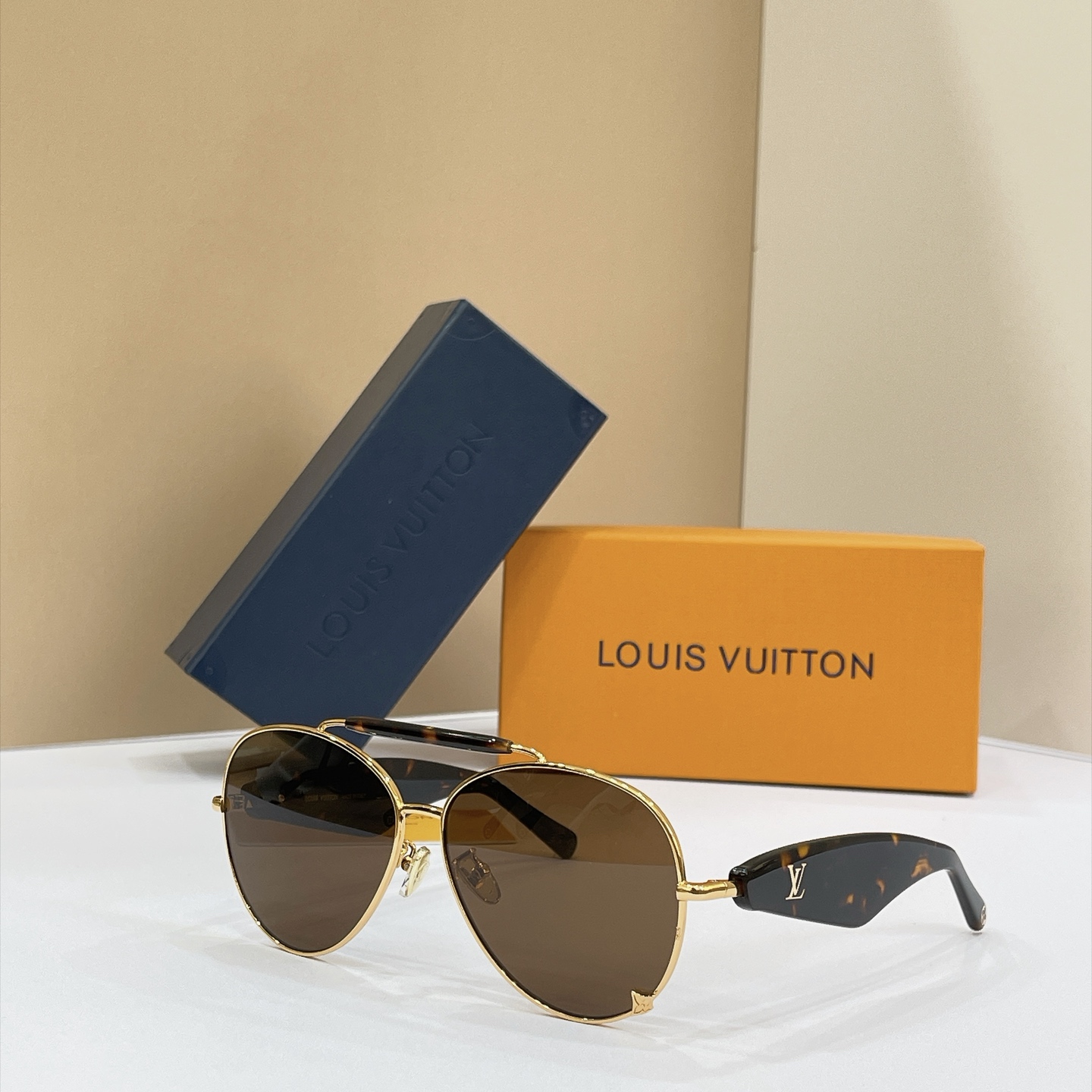 LOUIS VUITTO*✨✨✨MODEL：Z3462U✨✨✨ SIZE：60口14-145✨✨✨