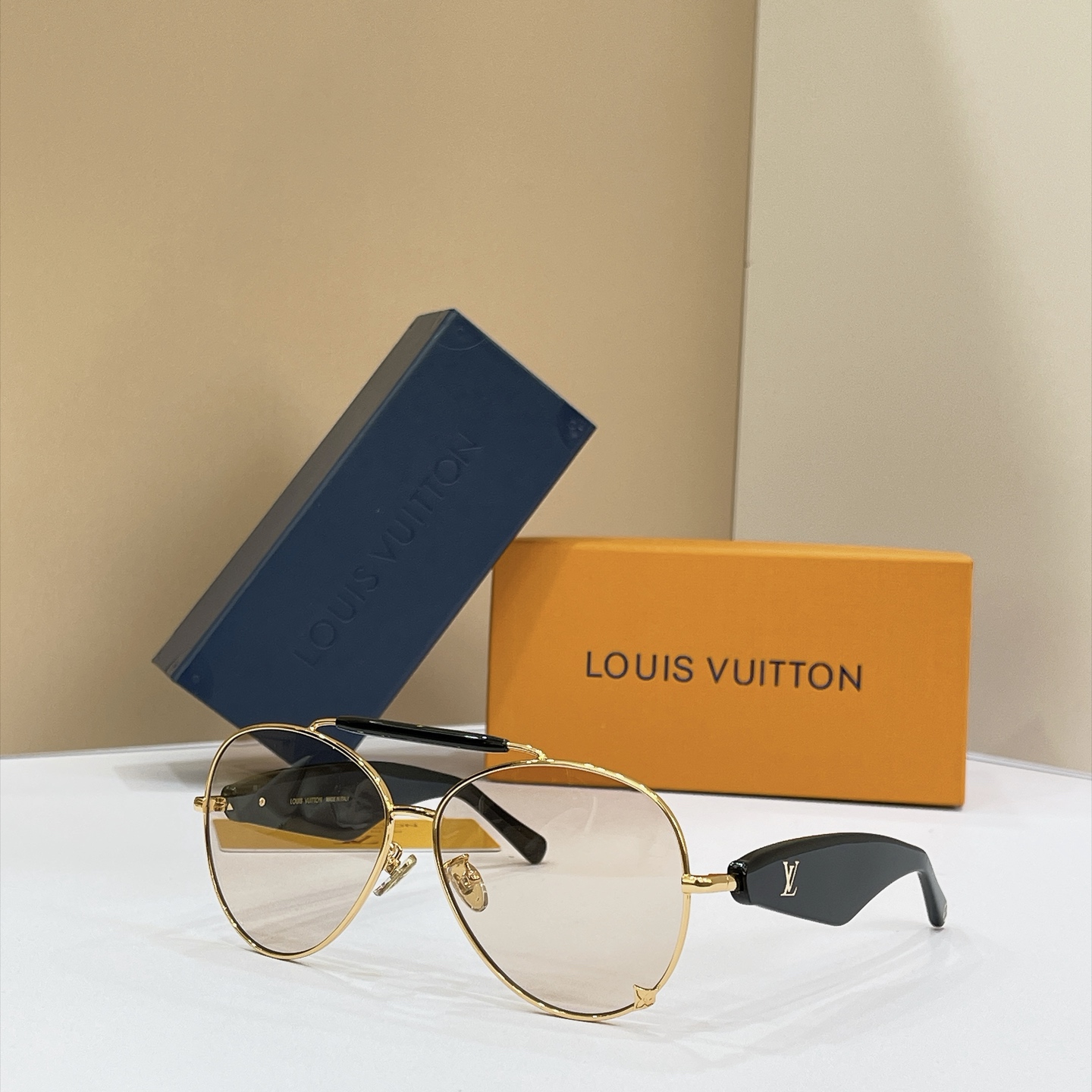 LOUIS VUITTO*✨✨✨MODEL：Z3462U✨✨✨ SIZE：60口14-145✨✨✨