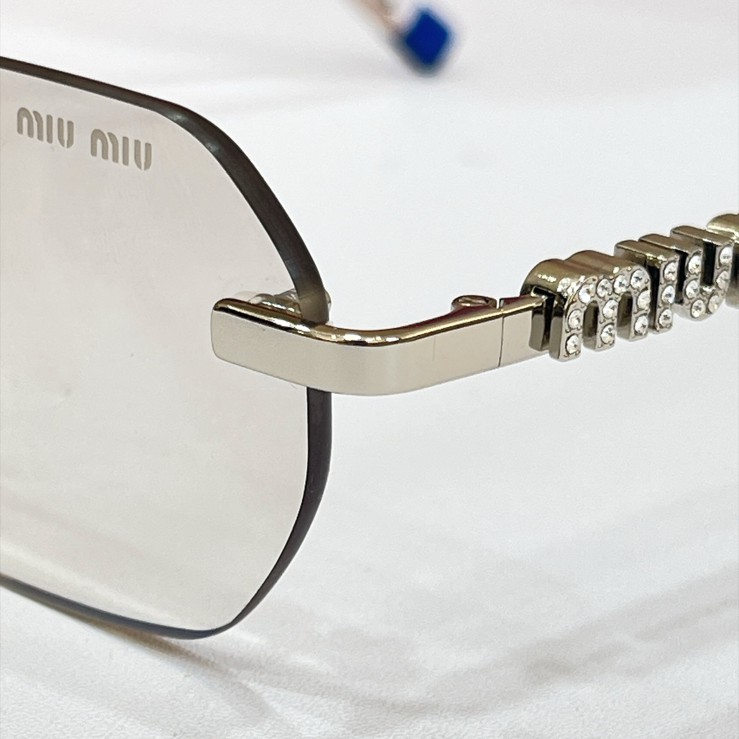 MIU M*🎀🎀🎀MODEL: MU 947S🎀🎀🎀SIZE：57口17-145🎀🎀🎀