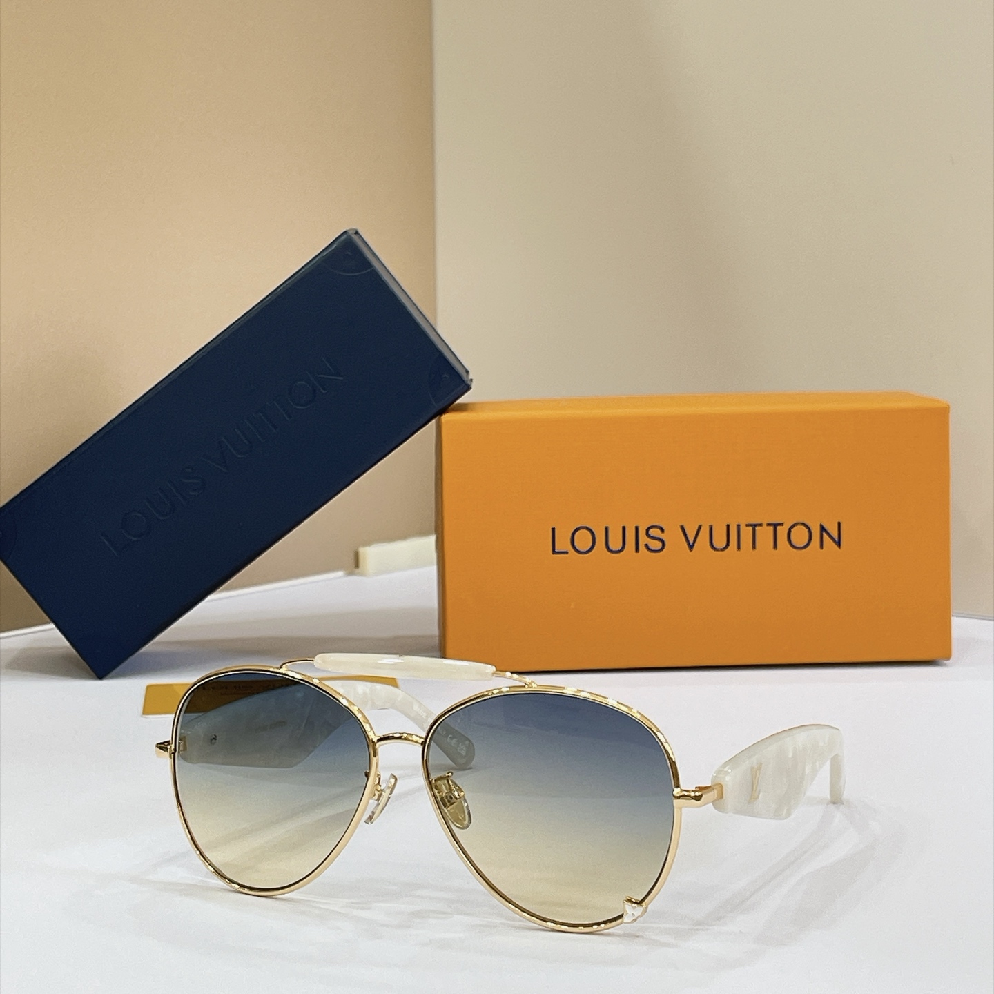 LOUIS VUITTO*✨✨✨MODEL：Z3462U ✨✨✨ SIZE：59口23-140✨✨✨