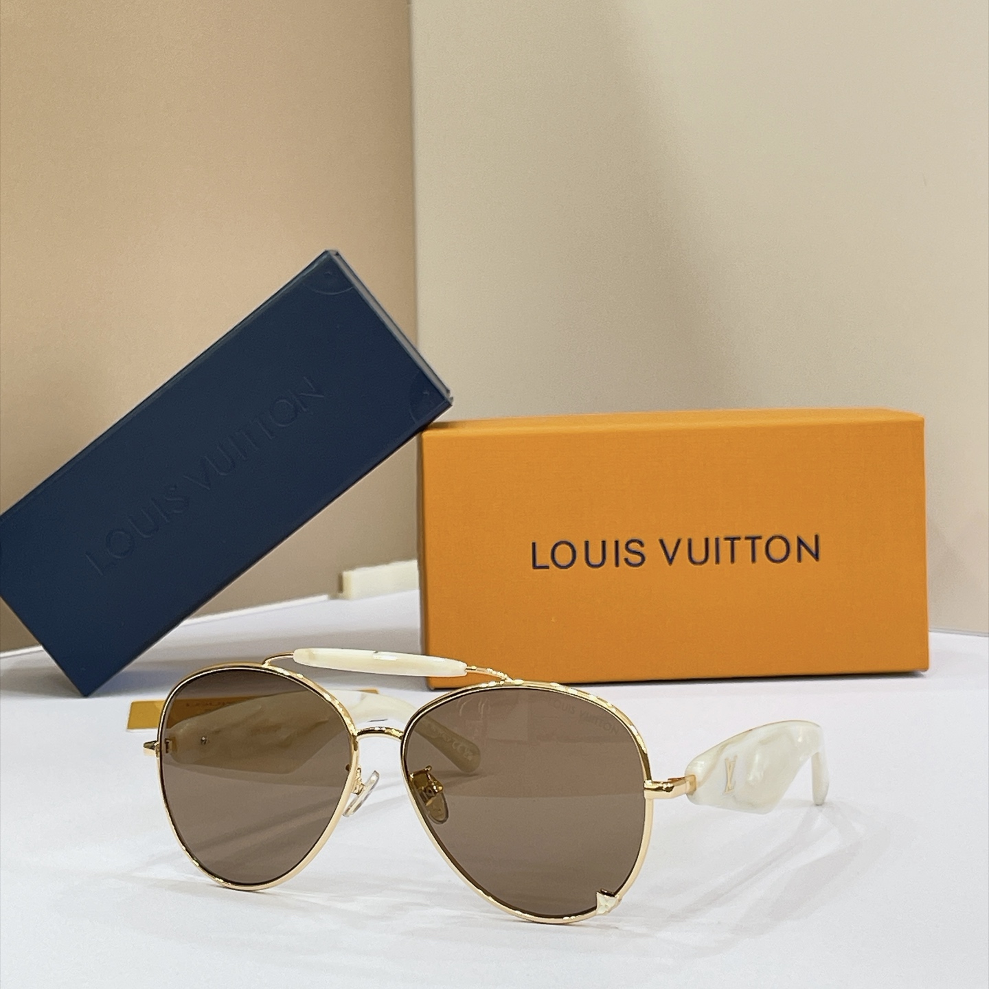 LOUIS VUITTO*✨✨✨MODEL：Z3462U ✨✨✨ SIZE：59口23-140✨✨✨