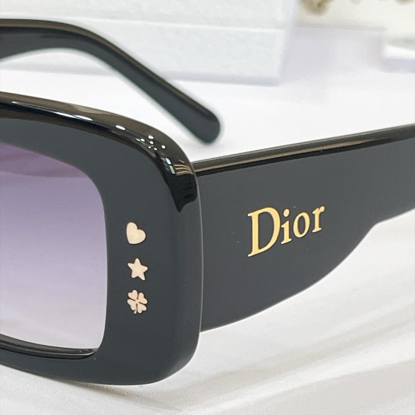 DIO*🌟🌟🌟Model：Dior luckycharms S1I 🌟🌟🌟SIZE：52口21-145🌟🌟