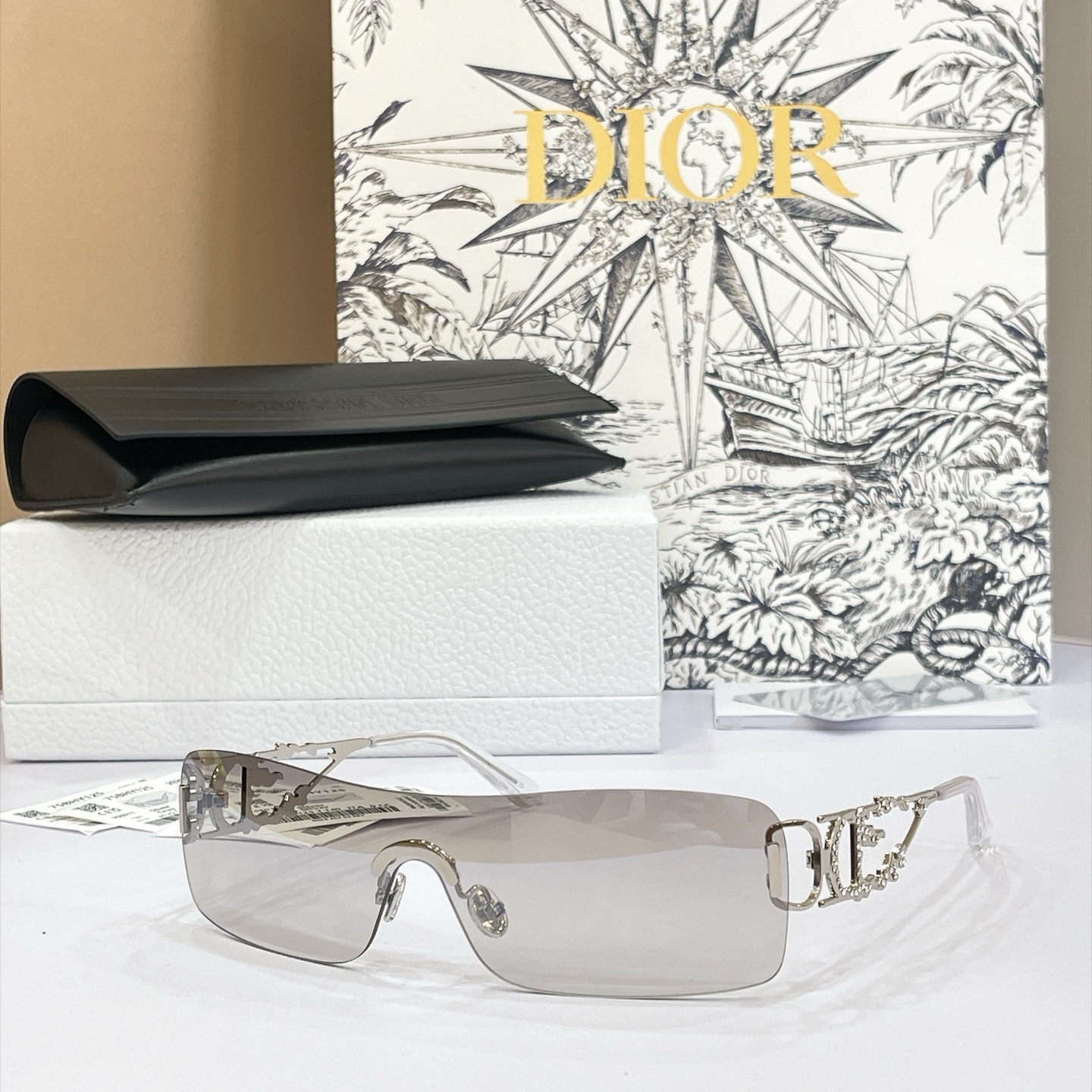 DIO*🌟🌟🌟Model：Dior Fire🌟🌟🌟SIZE：125🌟 🌟 🌟
