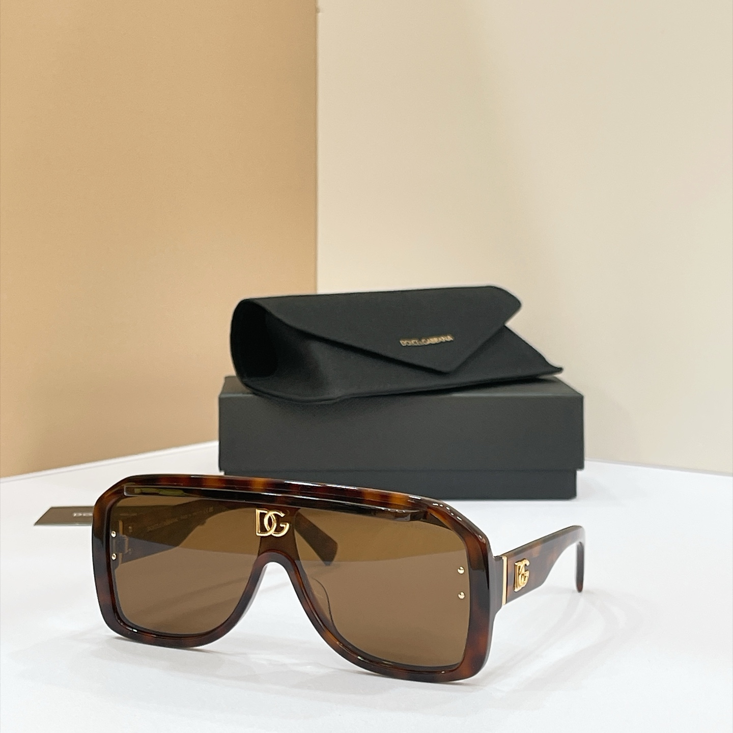 DOLCE & GABBAN*🌟🌟🌟MODEL：DG6205🌟🌟🌟SIZE：63口11-145🌟🌟🌟