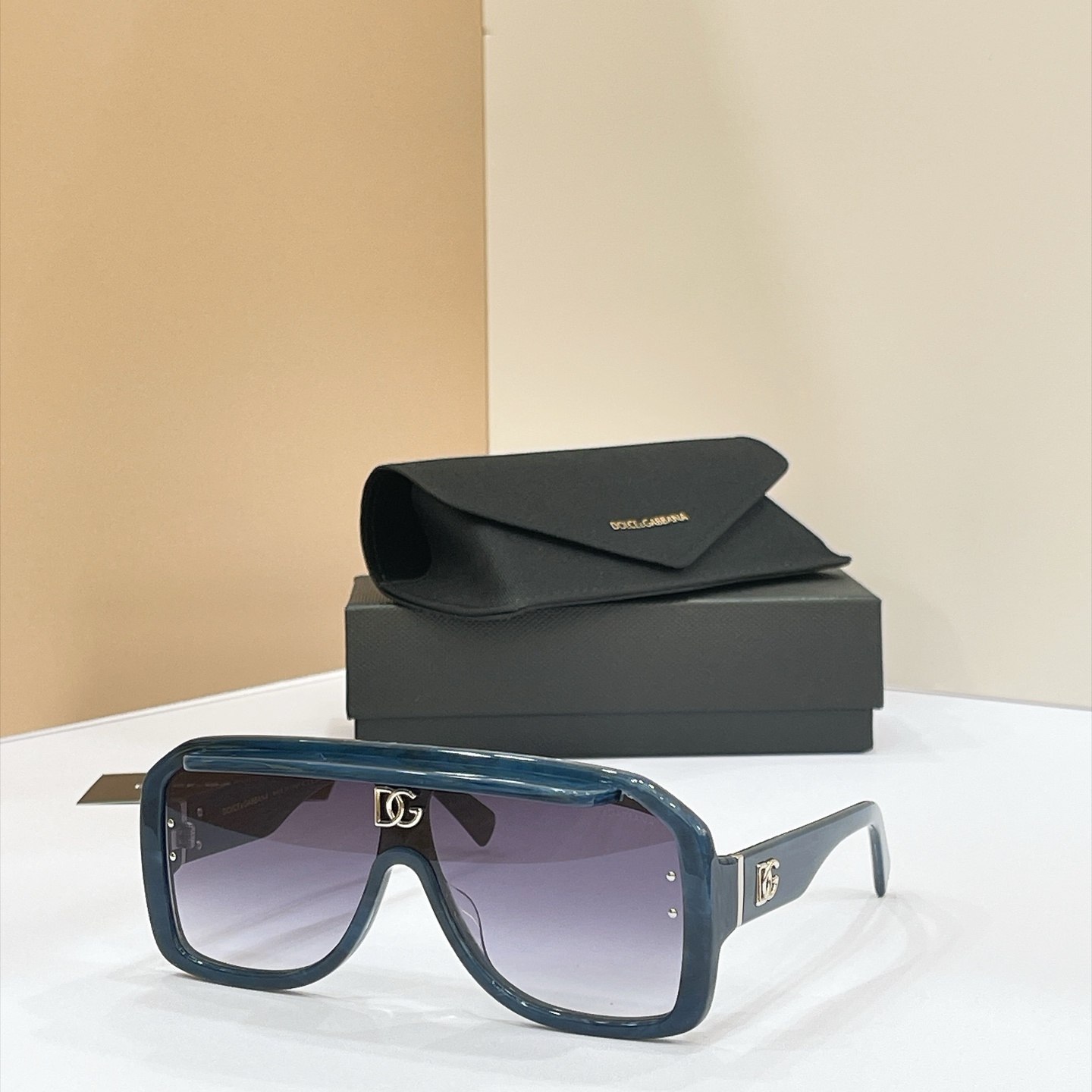 DOLCE & GABBAN*🌟🌟🌟MODEL：DG6205🌟🌟🌟SIZE：63口11-145🌟🌟🌟