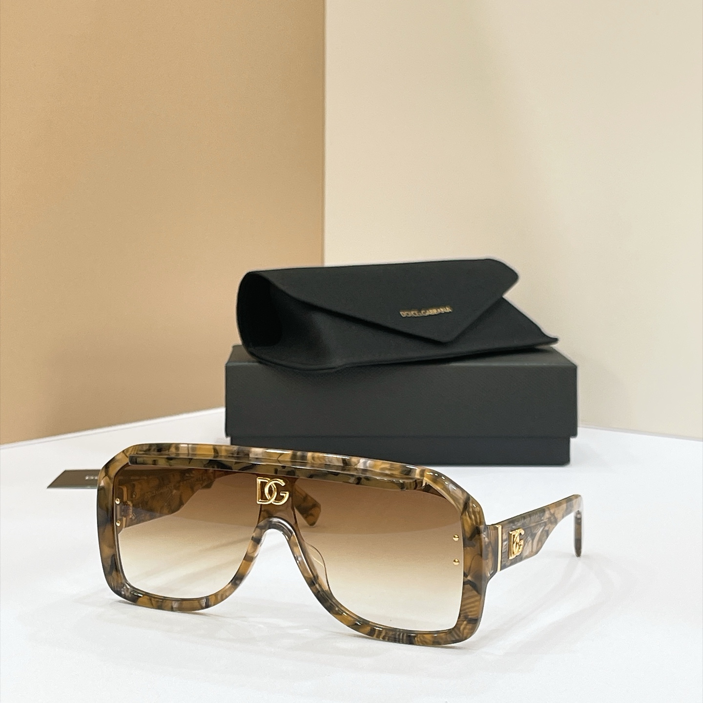 DOLCE & GABBAN*🌟🌟🌟MODEL：DG6205🌟🌟🌟SIZE：63口11-145🌟🌟🌟