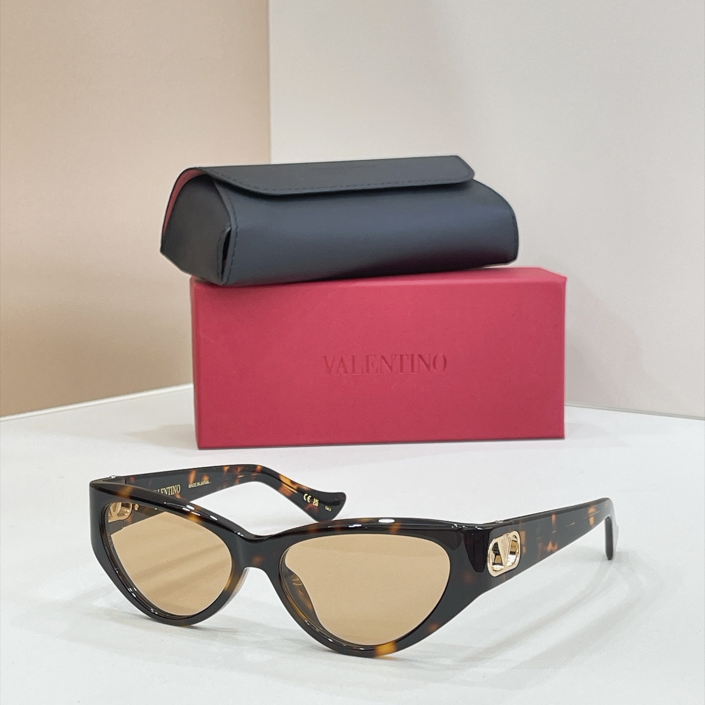 VALENTINO✨✨✨MODEL：VG0014S✨✨✨SIZE：54口16-140✨ ✨ 
