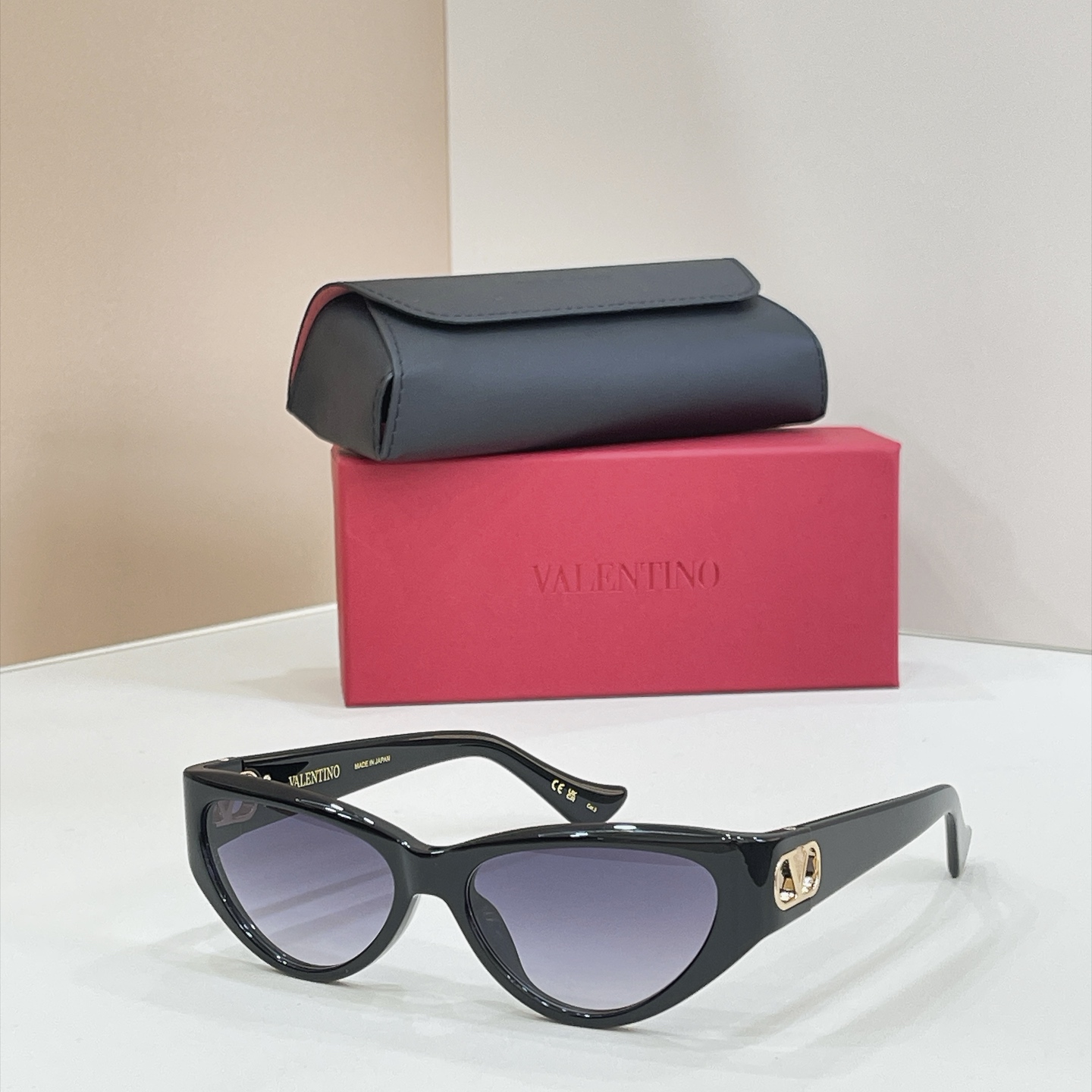 VALENTINO✨✨✨MODEL：VG0014S✨✨✨SIZE：54口16-140✨ ✨ 
