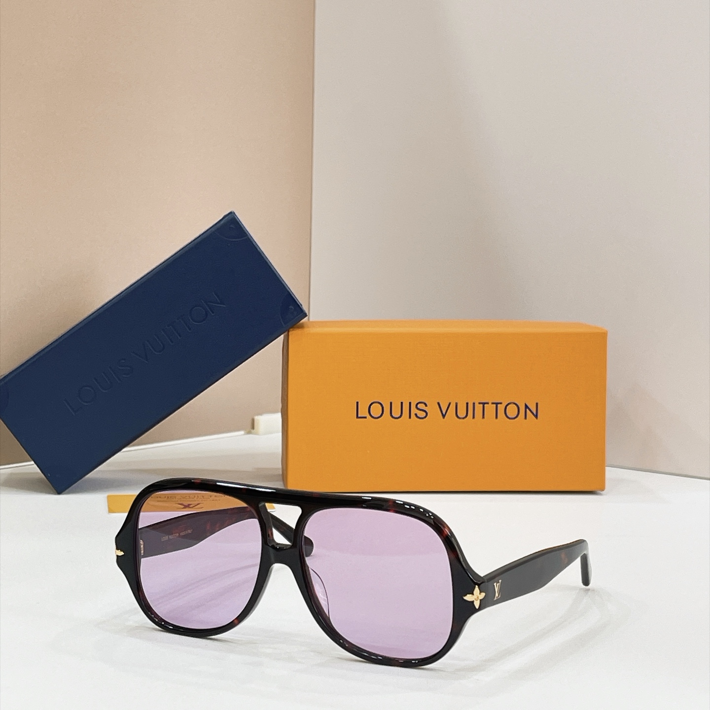 LOUIS VUITTO*✨✨✨MODEL：Z3642W✨✨✨ SIZE：56口15-145✨✨✨