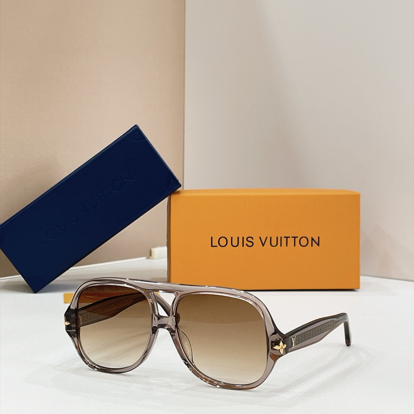 LOUIS VUITTO*✨✨✨MODEL：Z3642W✨✨✨ SIZE：56口15-145✨✨✨