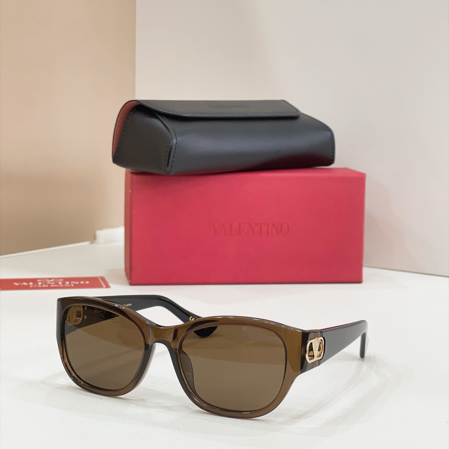 VALENTINO✨✨✨MODEL：VG0039SK✨✨✨SIZE：55口19-140✨ ✨ 🆕 