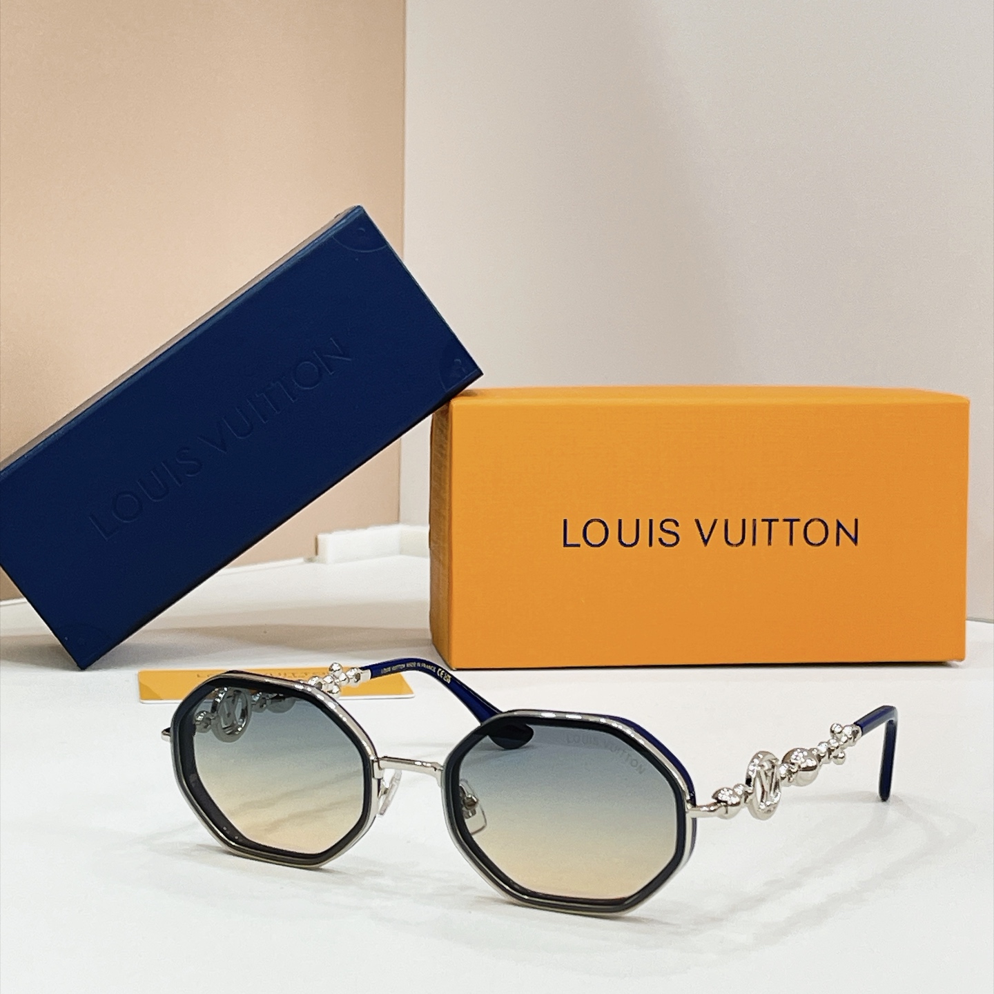 LOUIS VUITTO*✨✨✨MODEL：Z7532U✨✨✨ SIZE：58口18-148✨✨✨🆕 