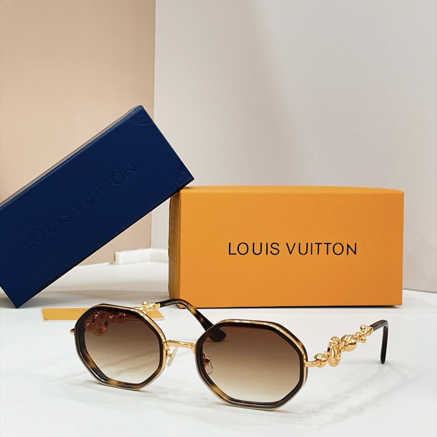 LOUIS VUITTO*✨✨✨MODEL：Z7532U✨✨✨ SIZE：58口18-148✨✨✨🆕 