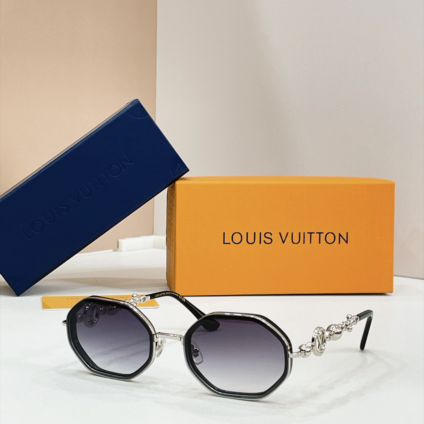 LOUIS VUITTO*✨✨✨MODEL：Z7532U✨✨✨ SIZE：58口18-148✨✨✨🆕 