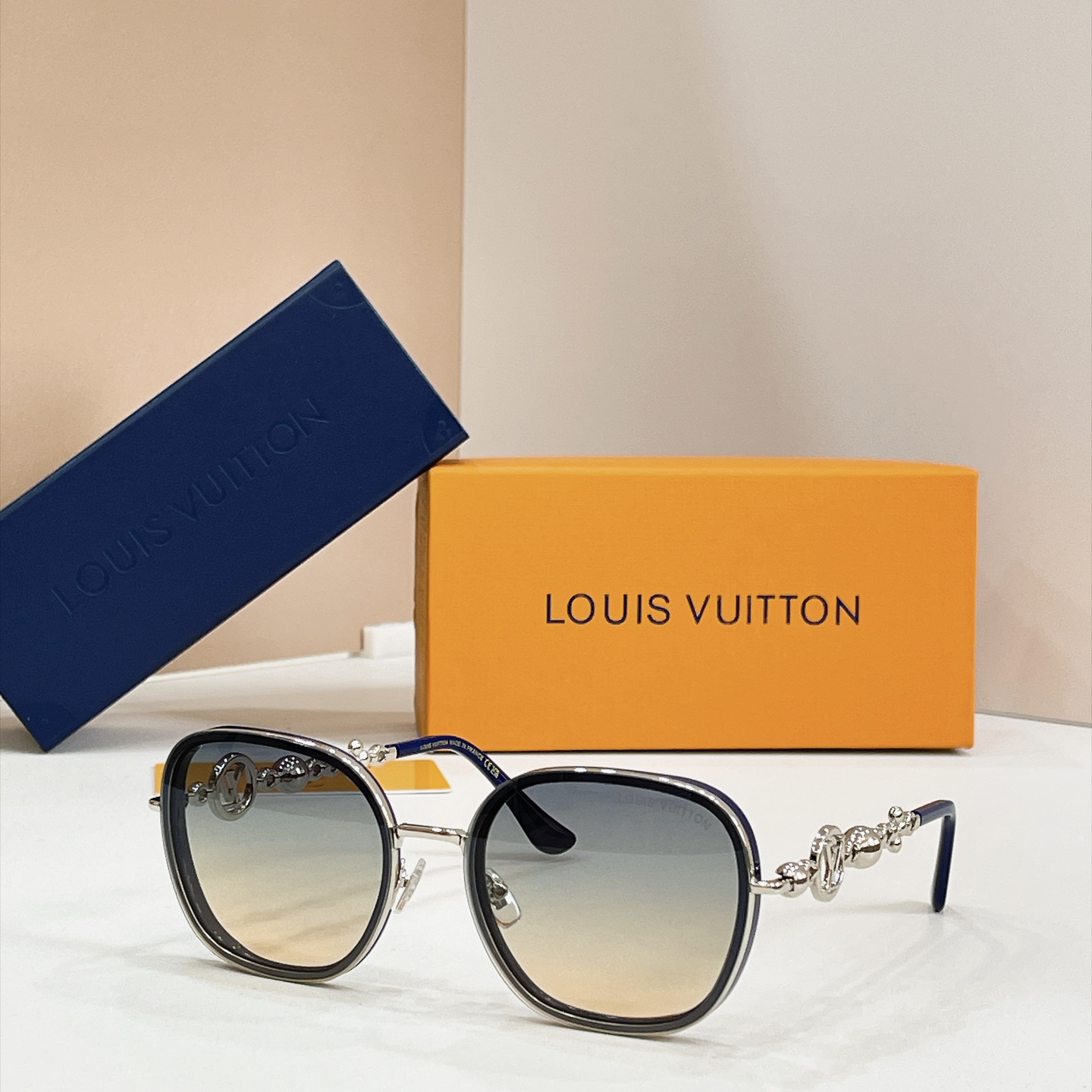 LOUIS VUITTO*✨✨✨MODEL：Z7534U✨✨✨ SIZE：60口17-148✨✨✨🆕 