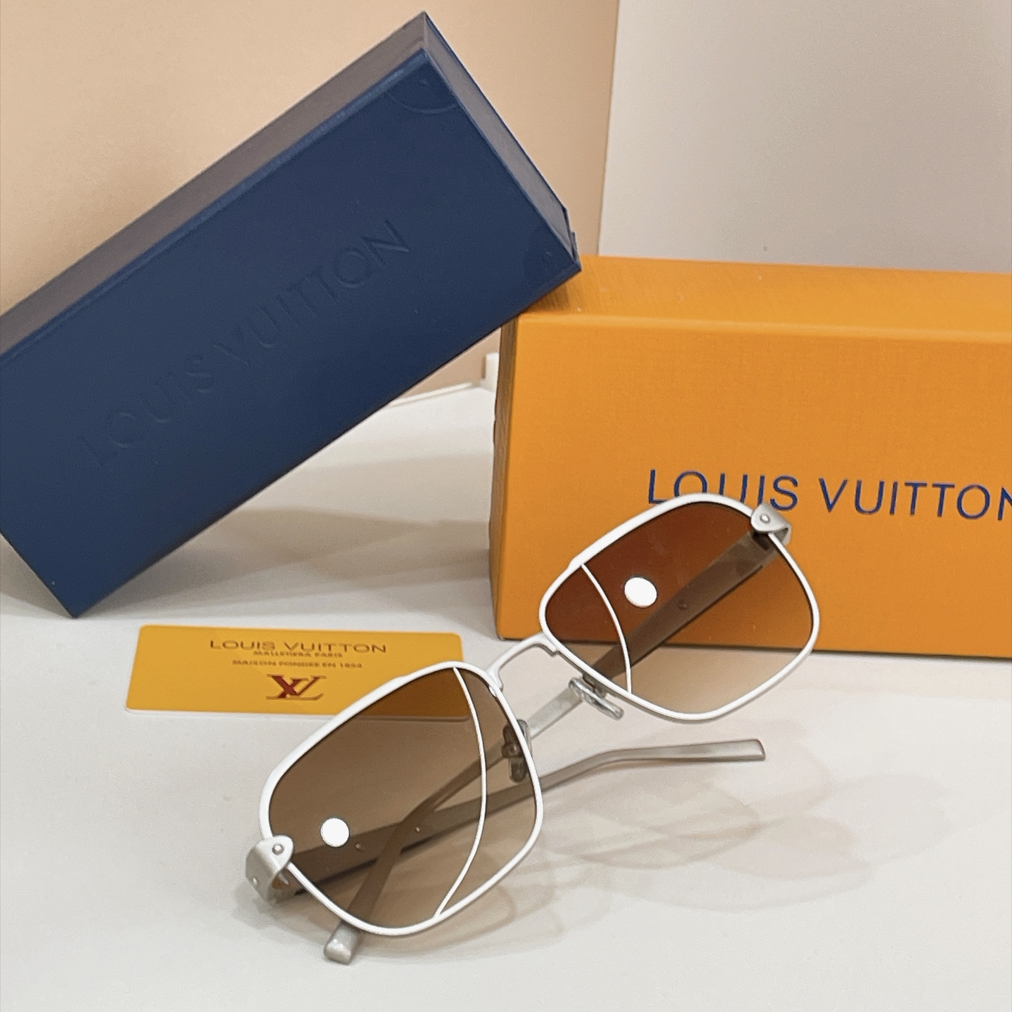 LOUIS VUITTO*✨✨✨MODEL：Z3247U✨✨✨ SIZE：57口17-145✨✨✨🆕 