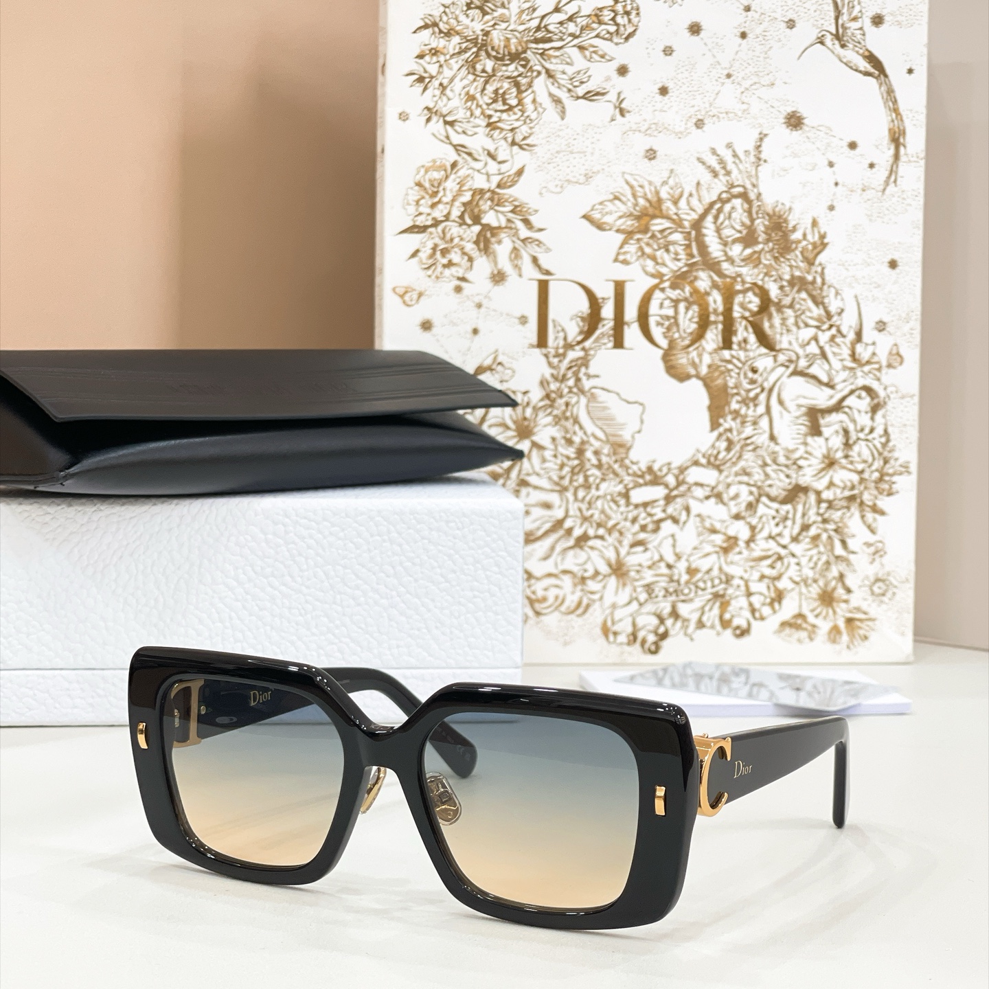 DIO*🌟🌟🌟Model：DIOR Initials S2F🌟🌟🌟SIZE：54口19-145🌟🌟🆕 