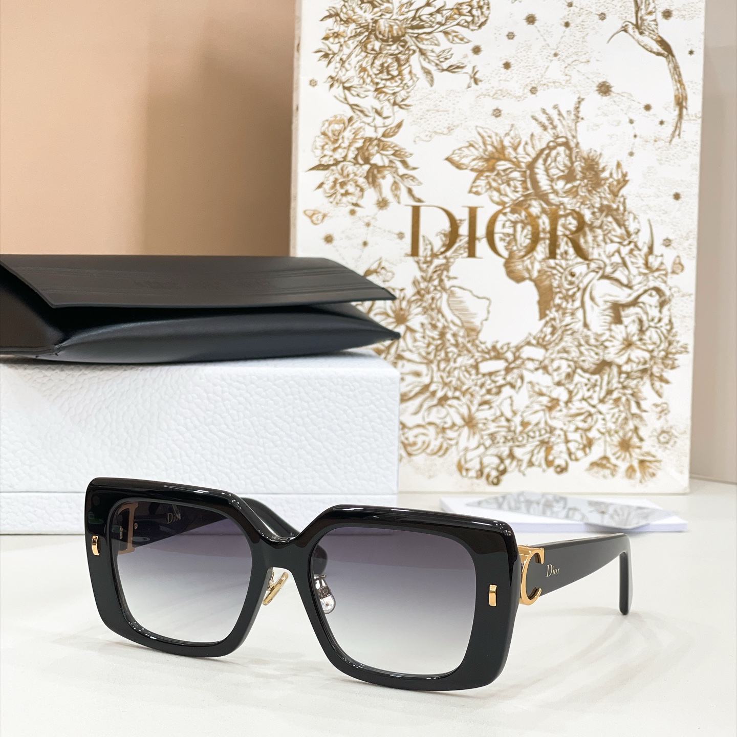 DIO*🌟🌟🌟Model：DIOR Initials S2F🌟🌟🌟SIZE：54口19-145🌟🌟🆕 