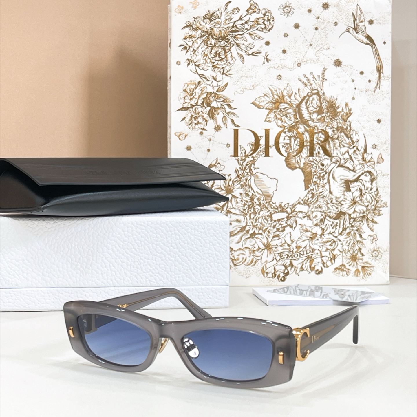 DIO*🌟🌟🌟Model：DIOR Initials S1F🌟🌟🌟SIZE：54口19-145🌟🌟🆕 