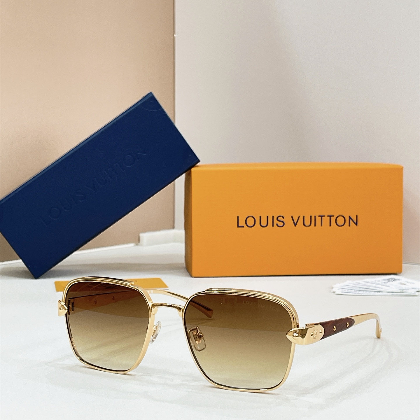 LOUIS VUITTO*✨✨✨MODEL：Z3422U✨✨✨ SIZE：61口16-145✨✨✨🆕 
