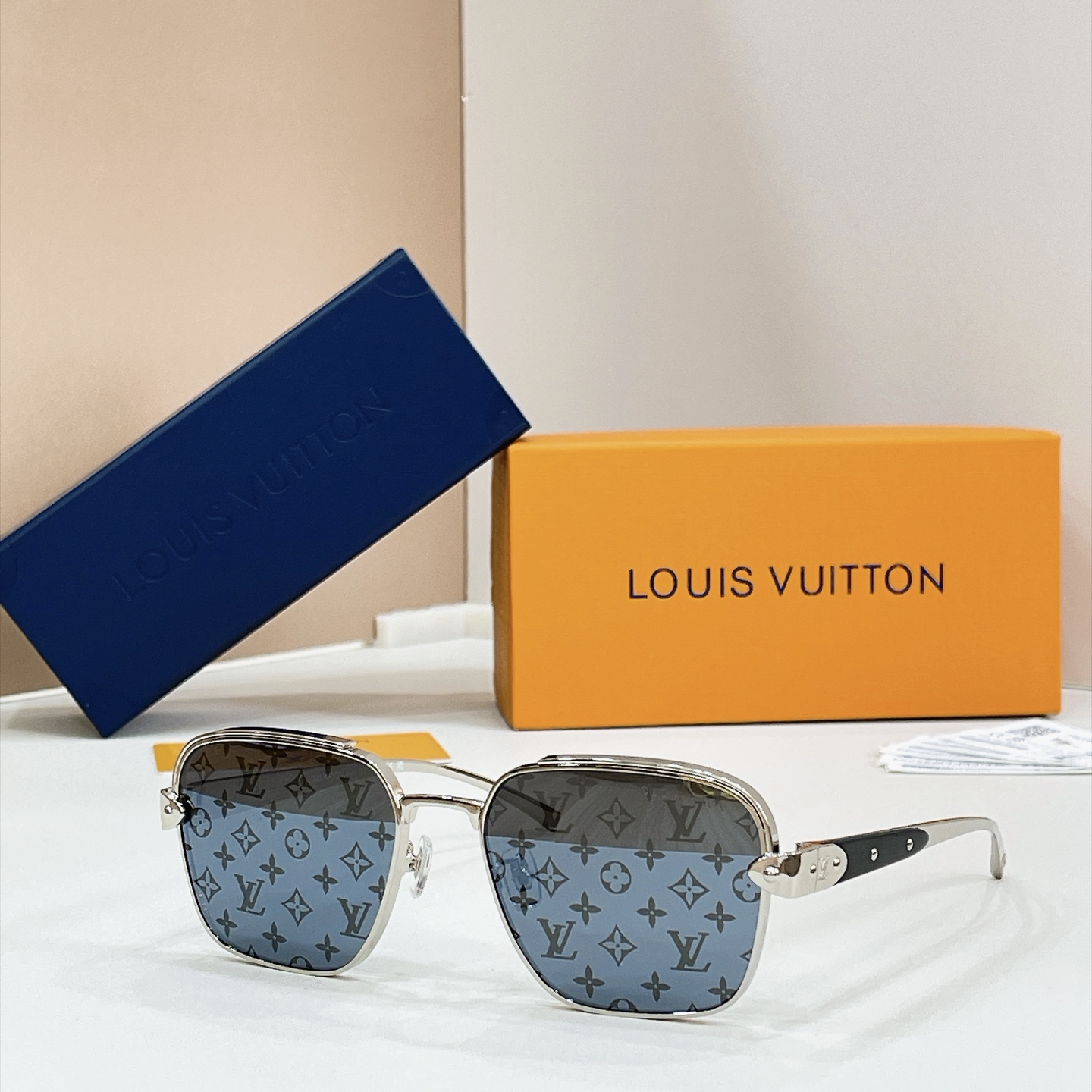 LOUIS VUITTO*✨✨✨MODEL：Z3422U✨✨✨ SIZE：61口16-145✨✨✨🆕 