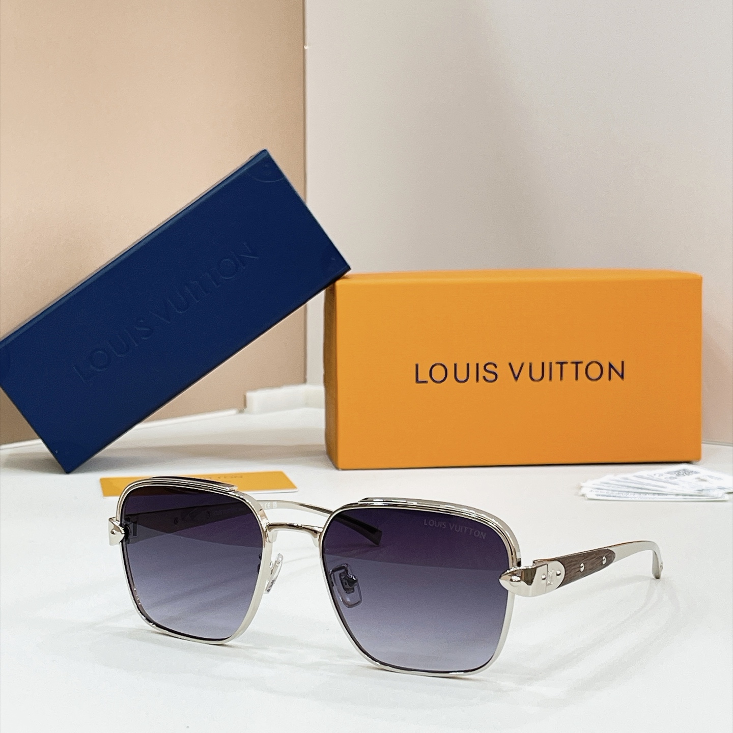LOUIS VUITTO*✨✨✨MODEL：Z3422U✨✨✨ SIZE：61口16-145✨✨✨🆕 