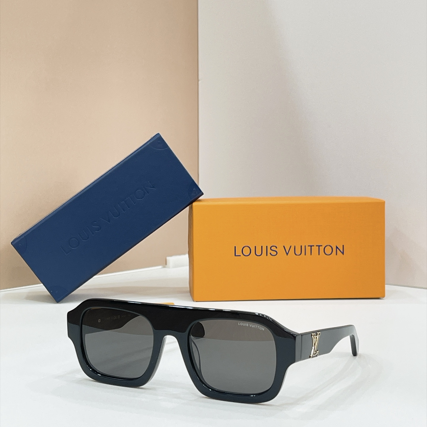 LOUIS VUITTO*✨✨✨MODEL：Z1703E✨✨✨ SIZE：54口21-145✨✨✨🆕 