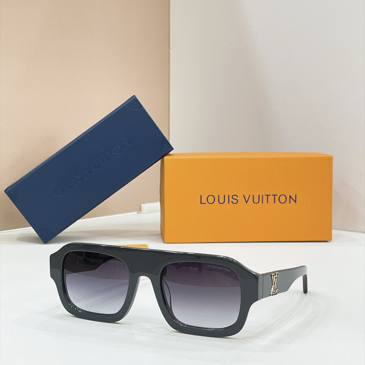LOUIS VUITTO*✨✨✨MODEL：Z1703E✨✨✨ SIZE：54口21-145✨✨✨🆕 