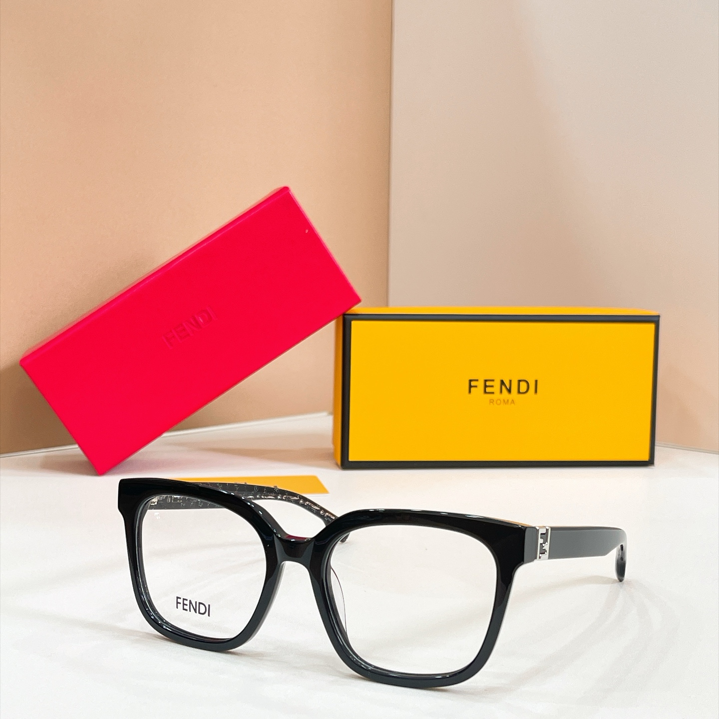 FEND*✨✨✨MODEL: FE40207F✨✨✨SIZE:56口19-145✨✨✨ 🆕 